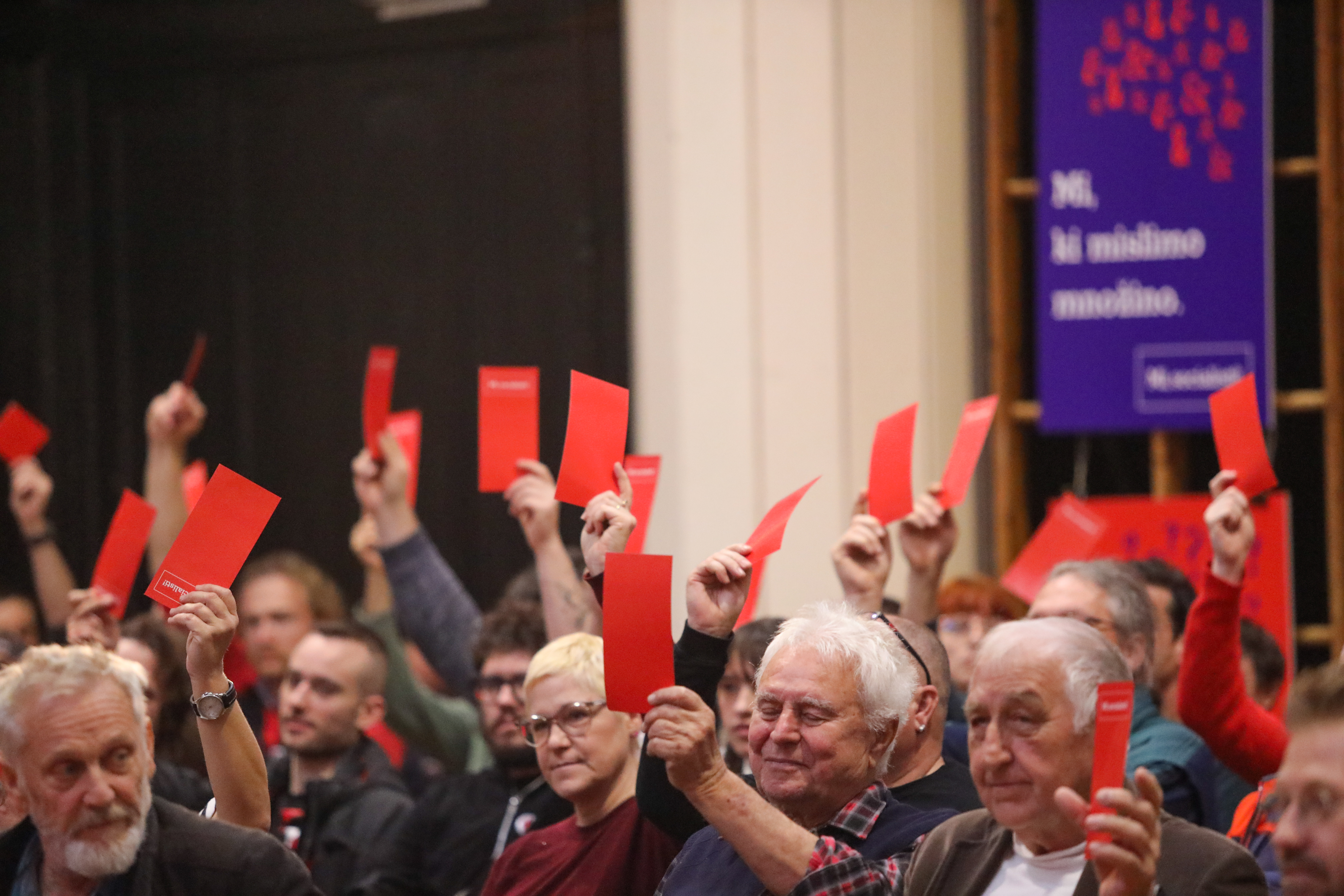 Mi, socialisti, ustanovni kongres