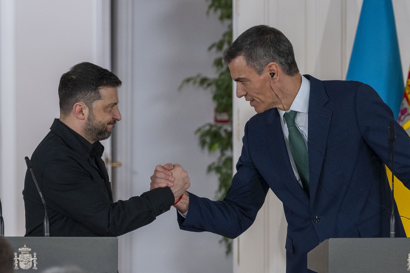 Volodimir Zelenski in Pedro Sanchez