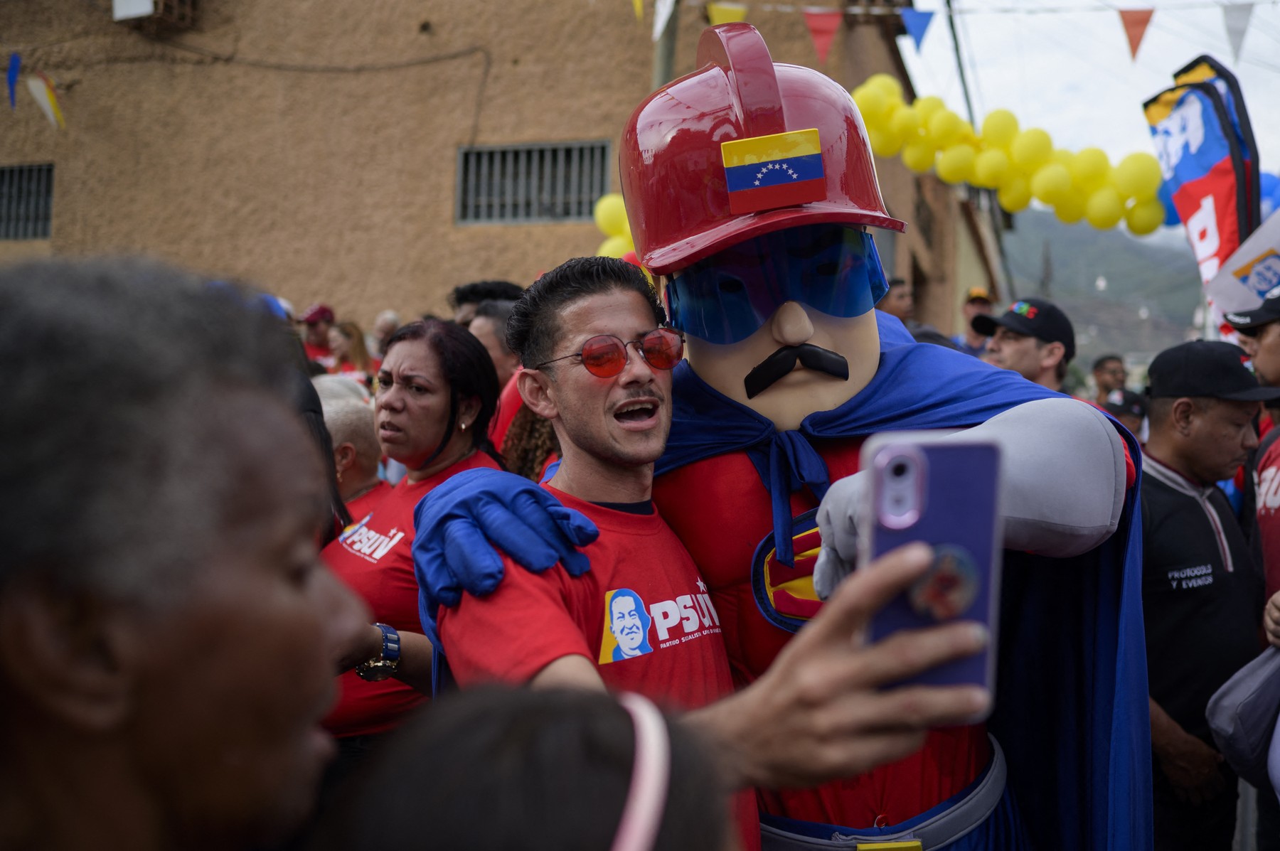 Superbrk, Maduro, Venezuela