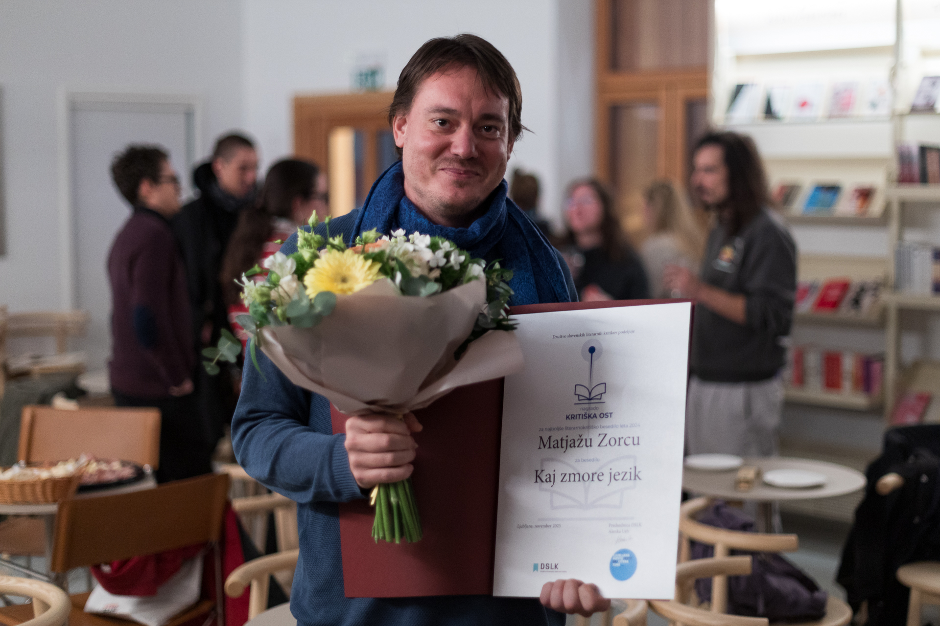 Podelitev nagrade kritiška ost