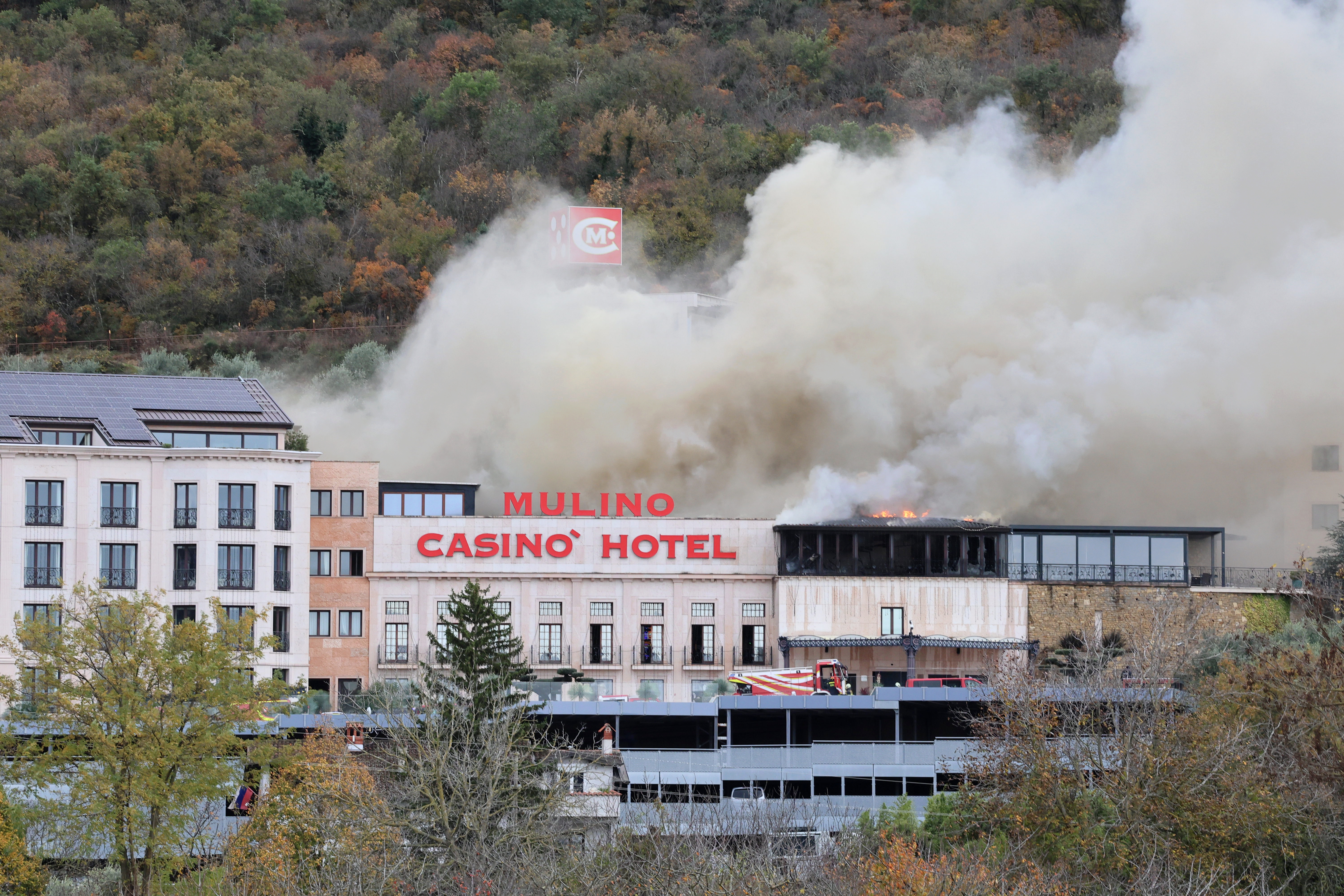 Požar v hotelu Mulino