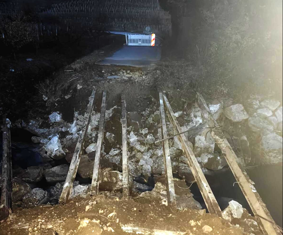 Most pod Snežečami