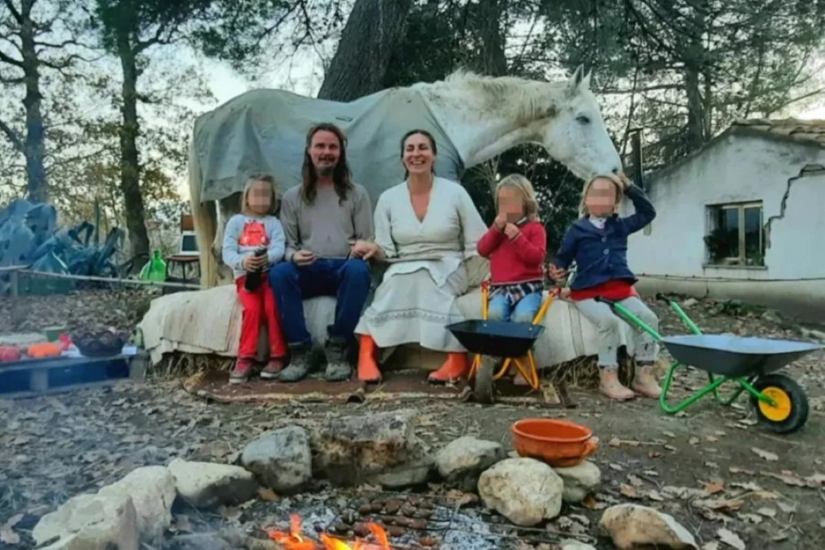 Britansko-avstralska družina več let živela v italijanskem gozdu v Abrucih