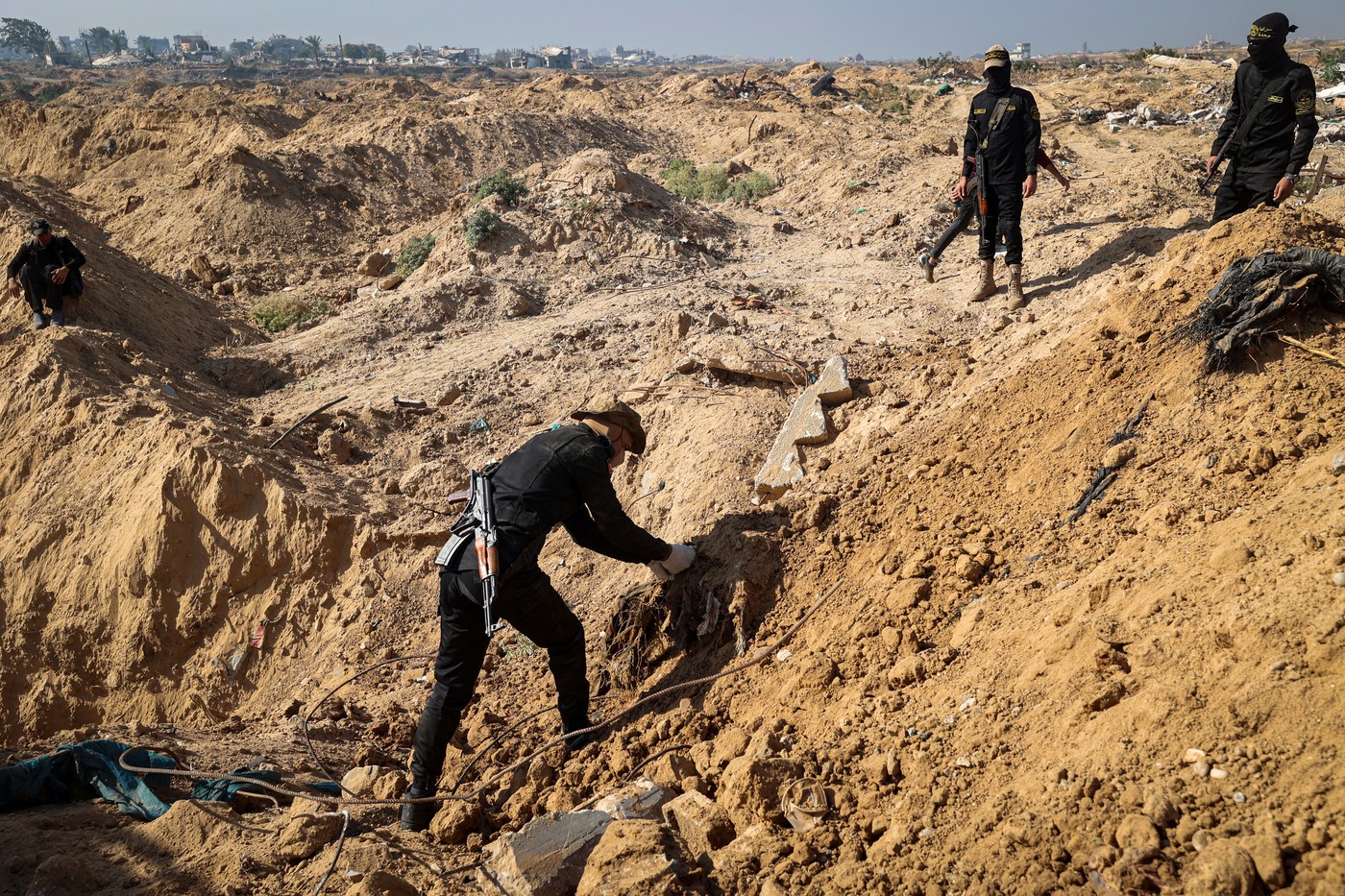 Borci Islamskega džihada iščejo trupla izraelskih talcev