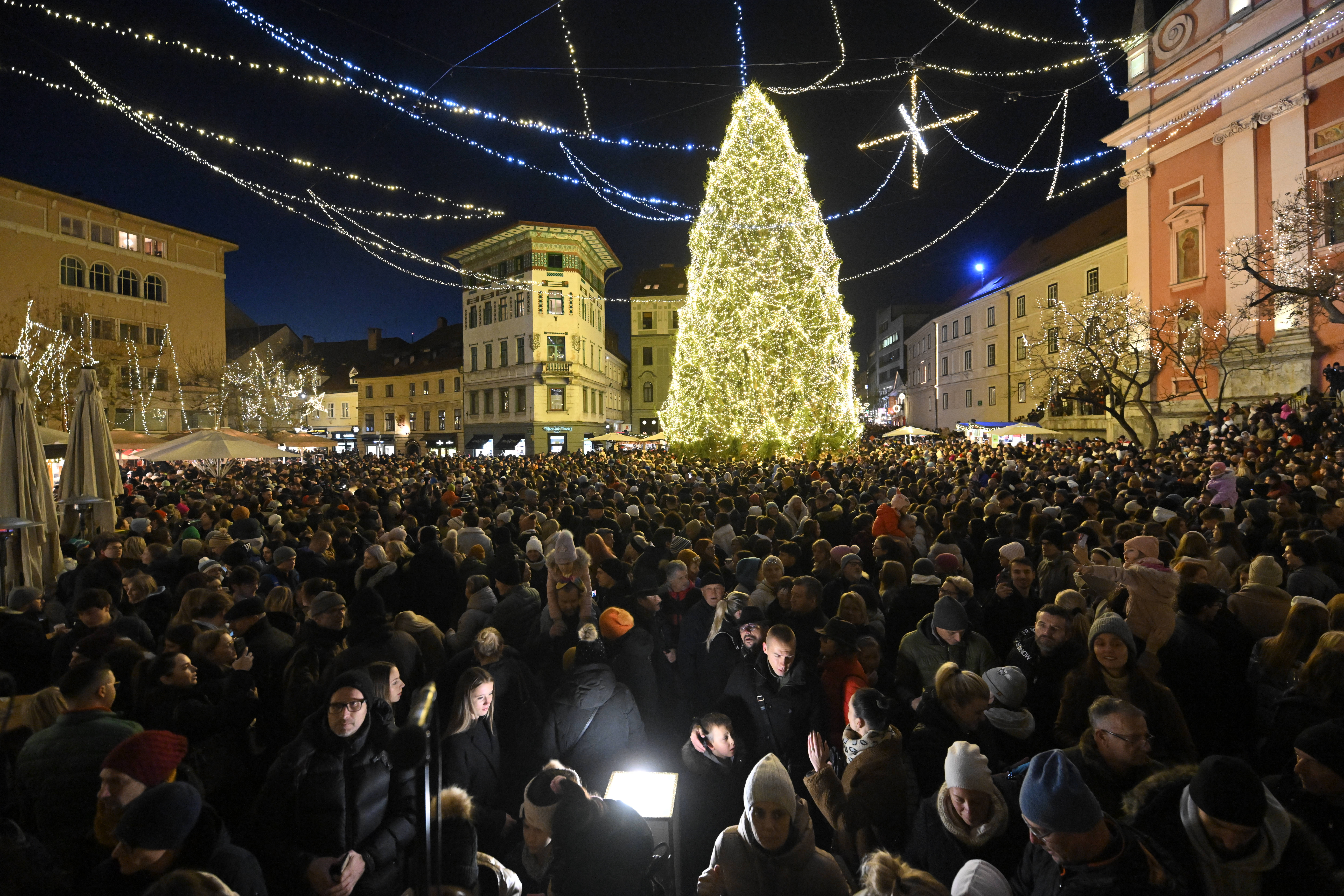 Praznične luči v Ljubljani