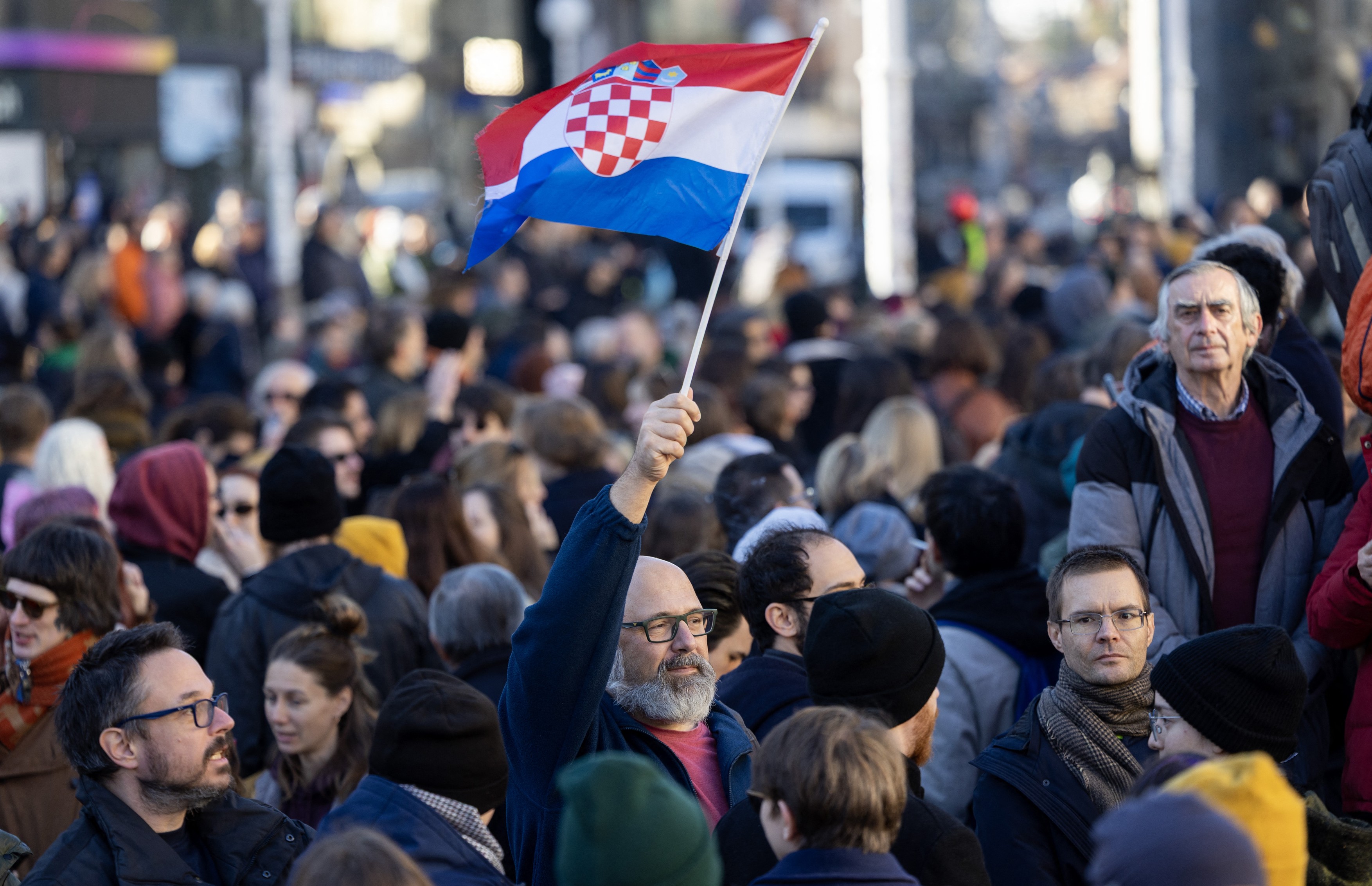 Zborovanje proti fašizmu