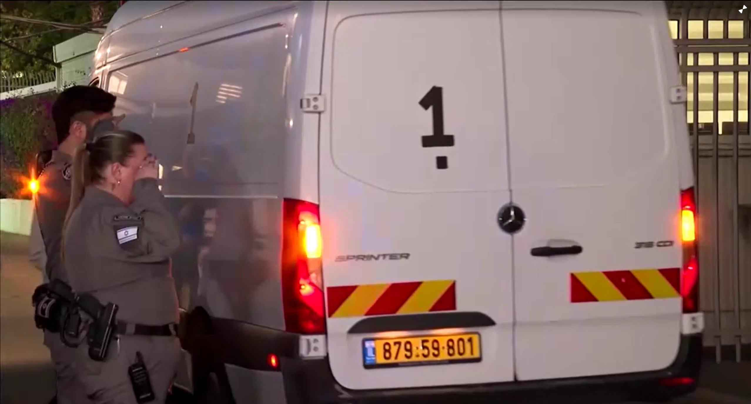 Truplo domnevnega talca prispelo na izraelski sodni inštitut