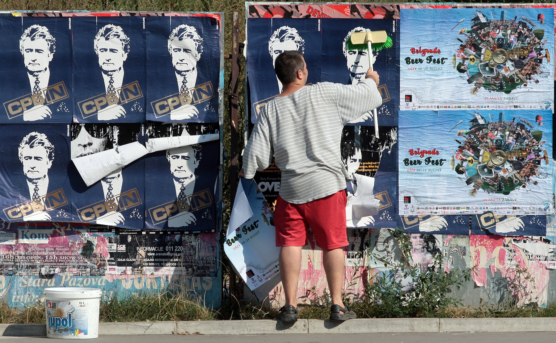 Radovan Karadžić, plakat