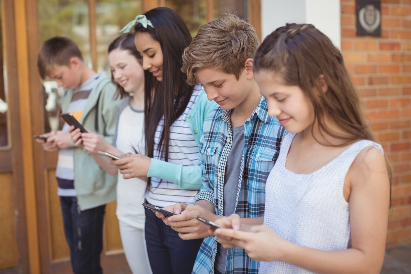 Najstniki na telefonih