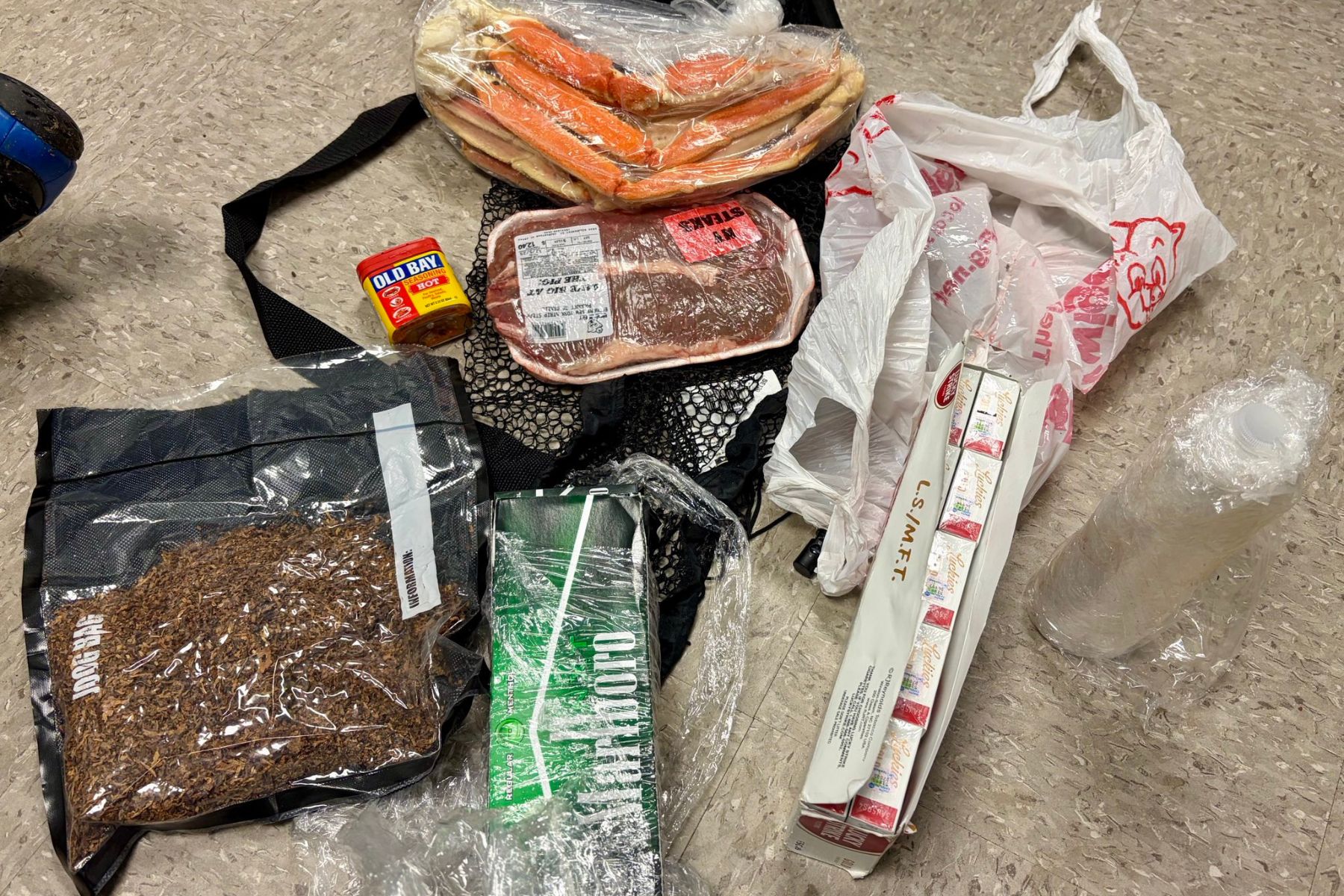 Paket iz zapora v Južni Karolini