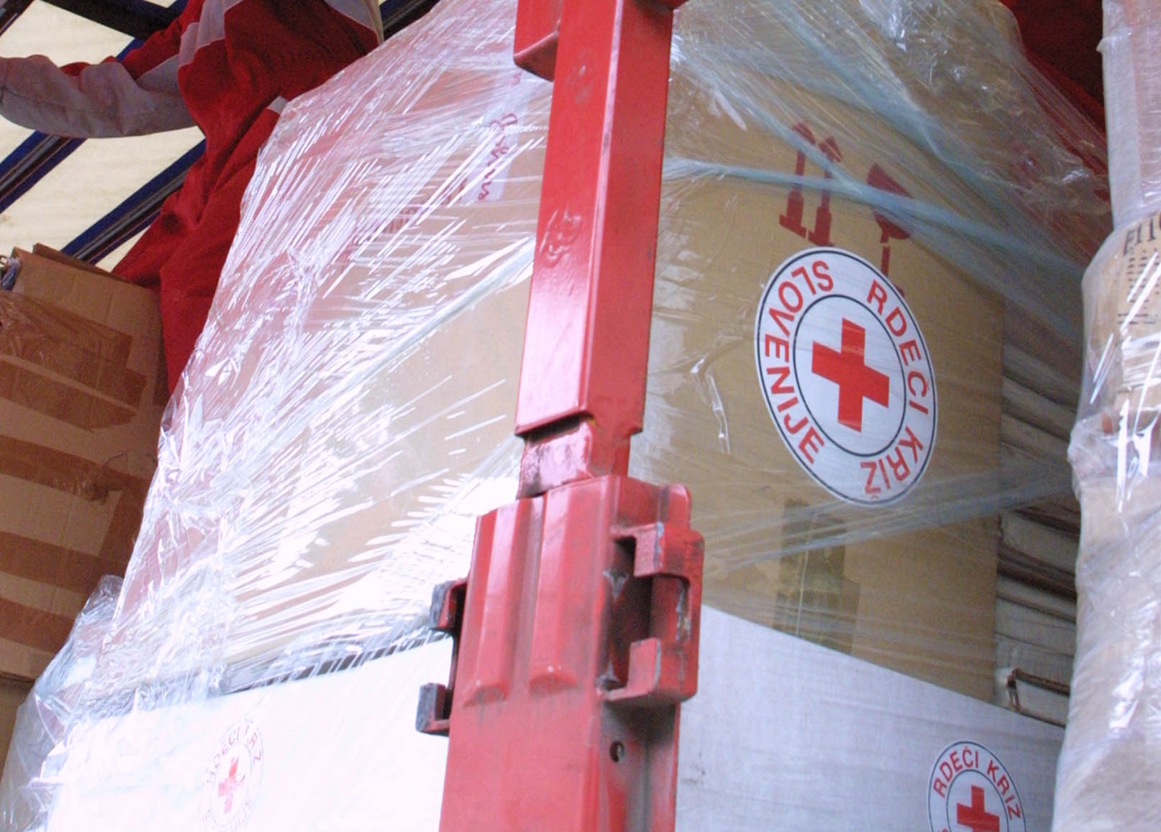 Humanitarna pomoč Rdečega križa