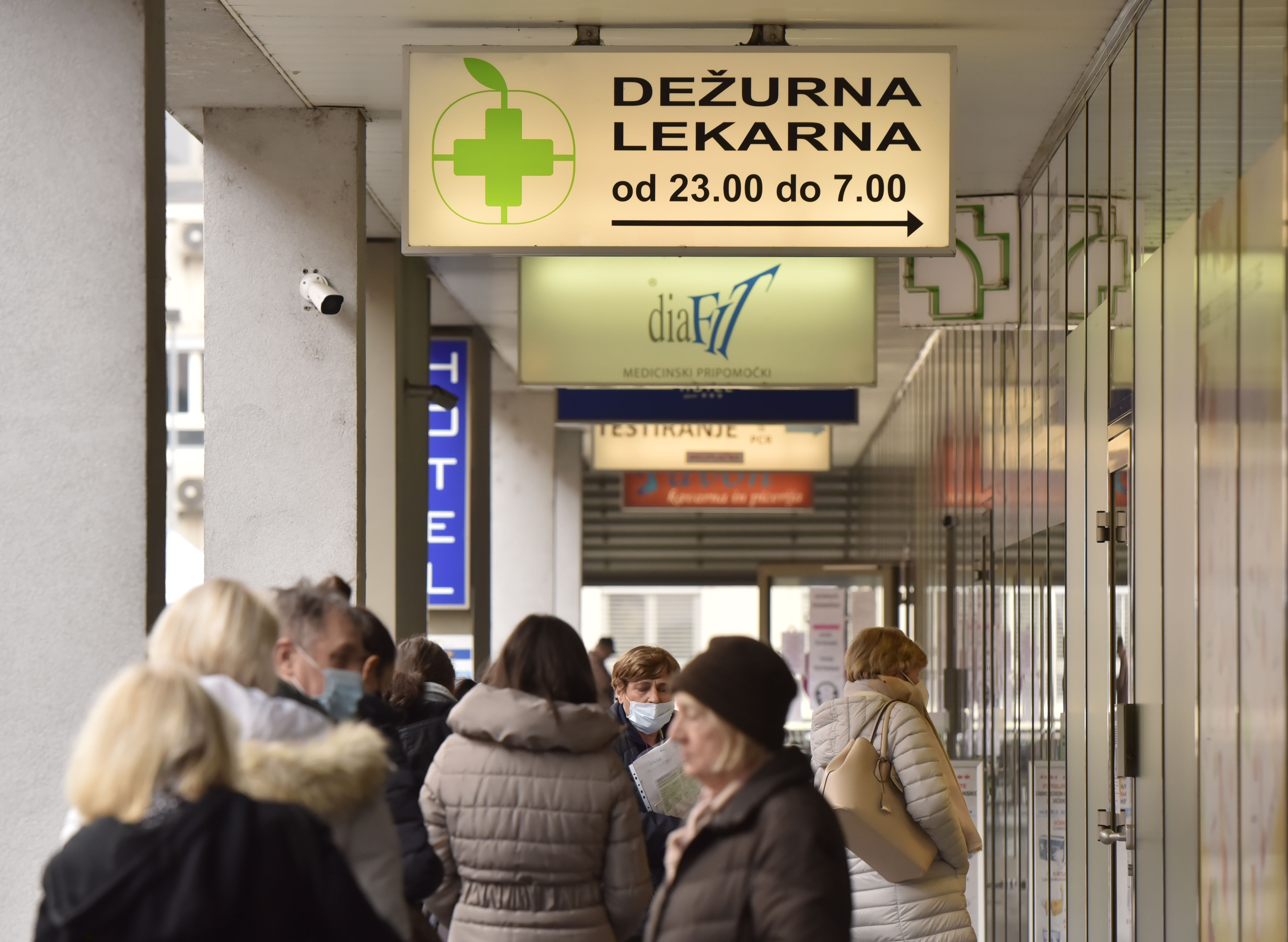 Slovenija, Ljubljana, 16.02.2022, 16. februar 2022Lekarna stavke, ljudje, gneča, družba, zdravstvoFoto:Žiga Živulović jr./BoboLEKARNA