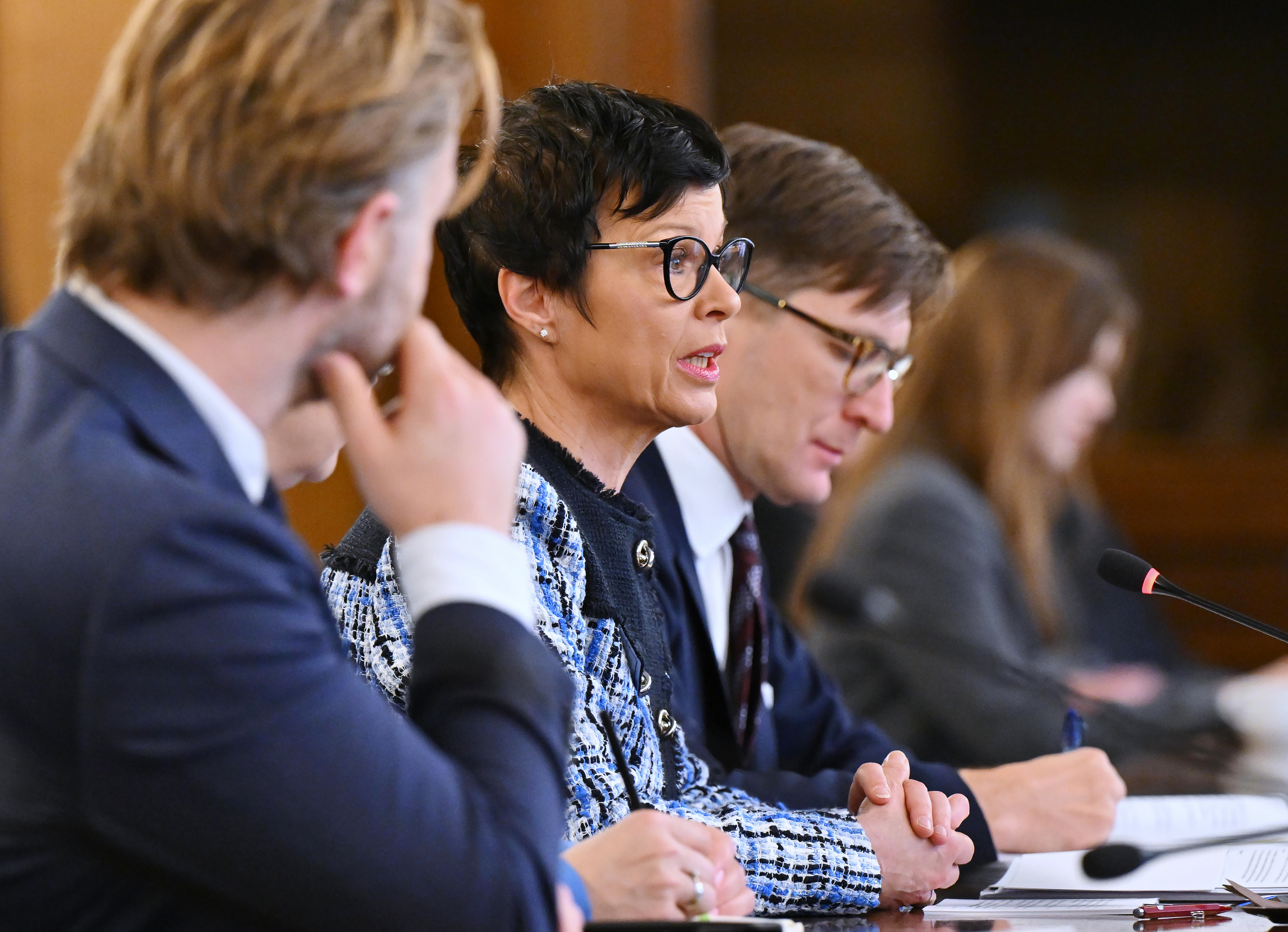 Marta Kos, Marko Makovec