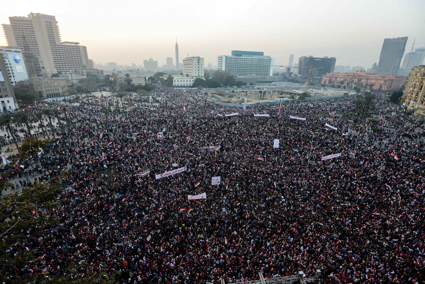 Protesti v Egiptu na osrednjem trgu Tahrir leta 2011