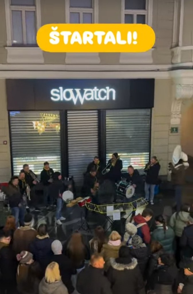 Trubači kljub prepovedi zaigrali v središču Ljubljane