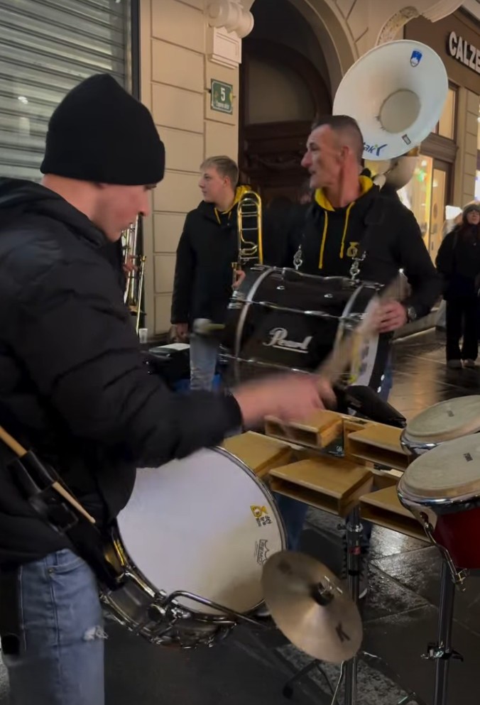 Trubači kljub prepovedi zaigrali v središču Ljubljane