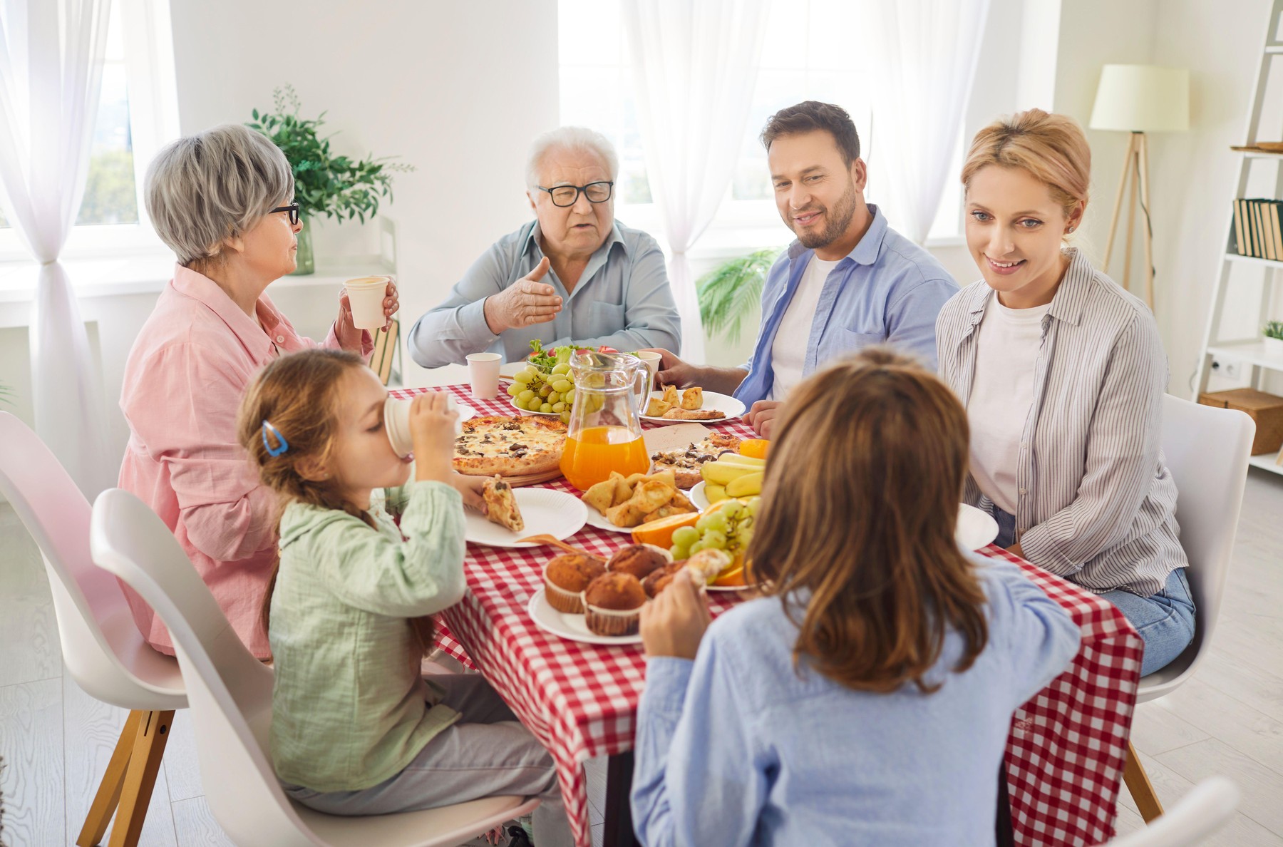 Otroci za družinsko mizo