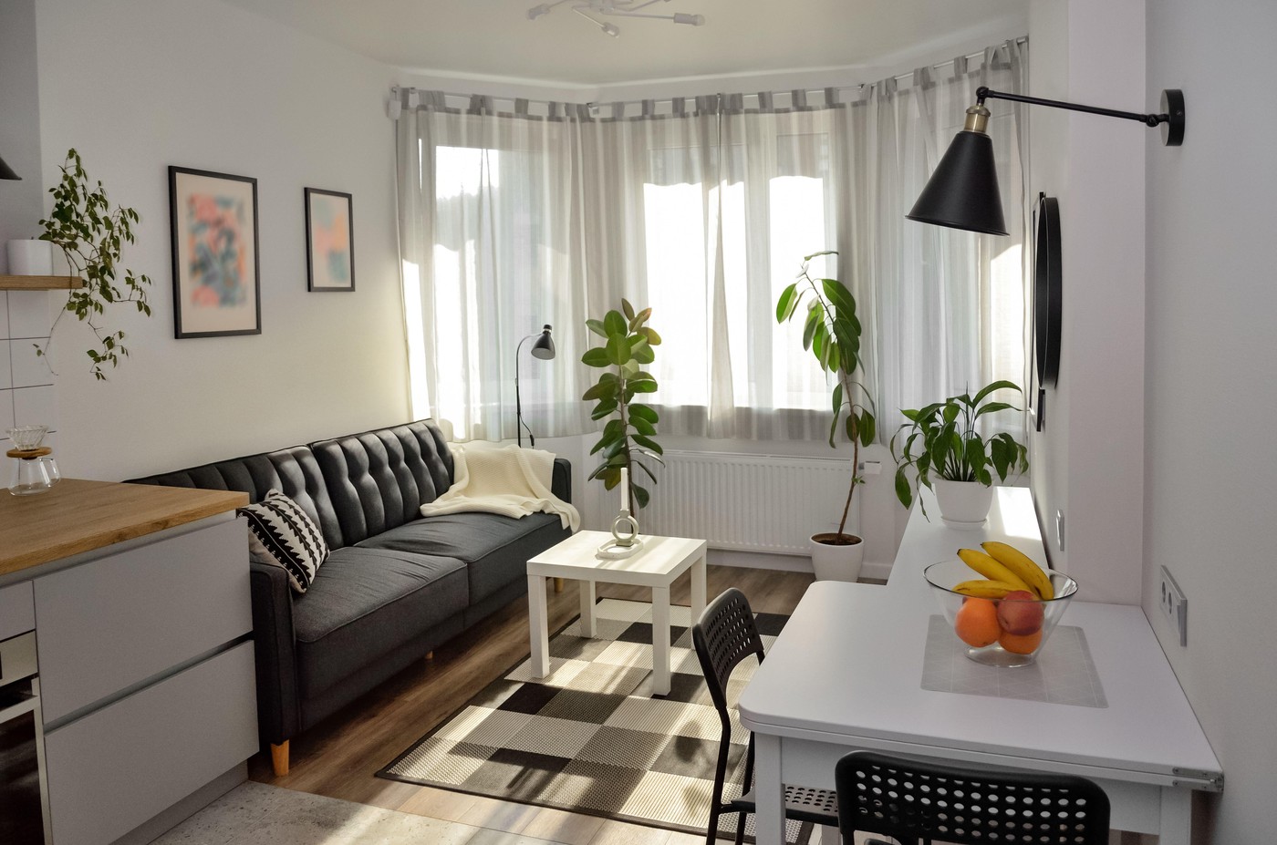 majhno stanovanje v skandinavskem stilu