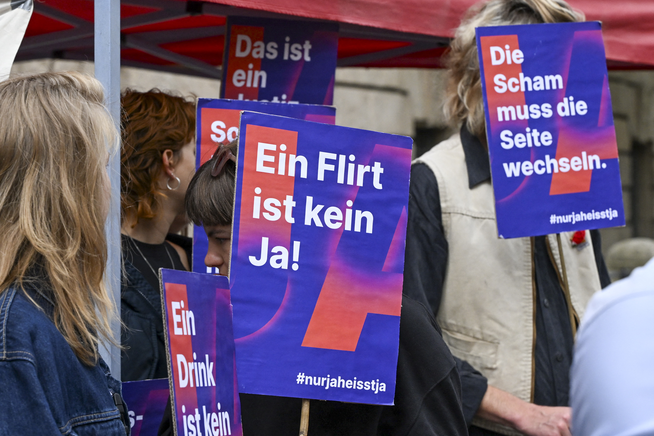 11 July 2025, Berlin: Various groups demonstrate at a vigil to