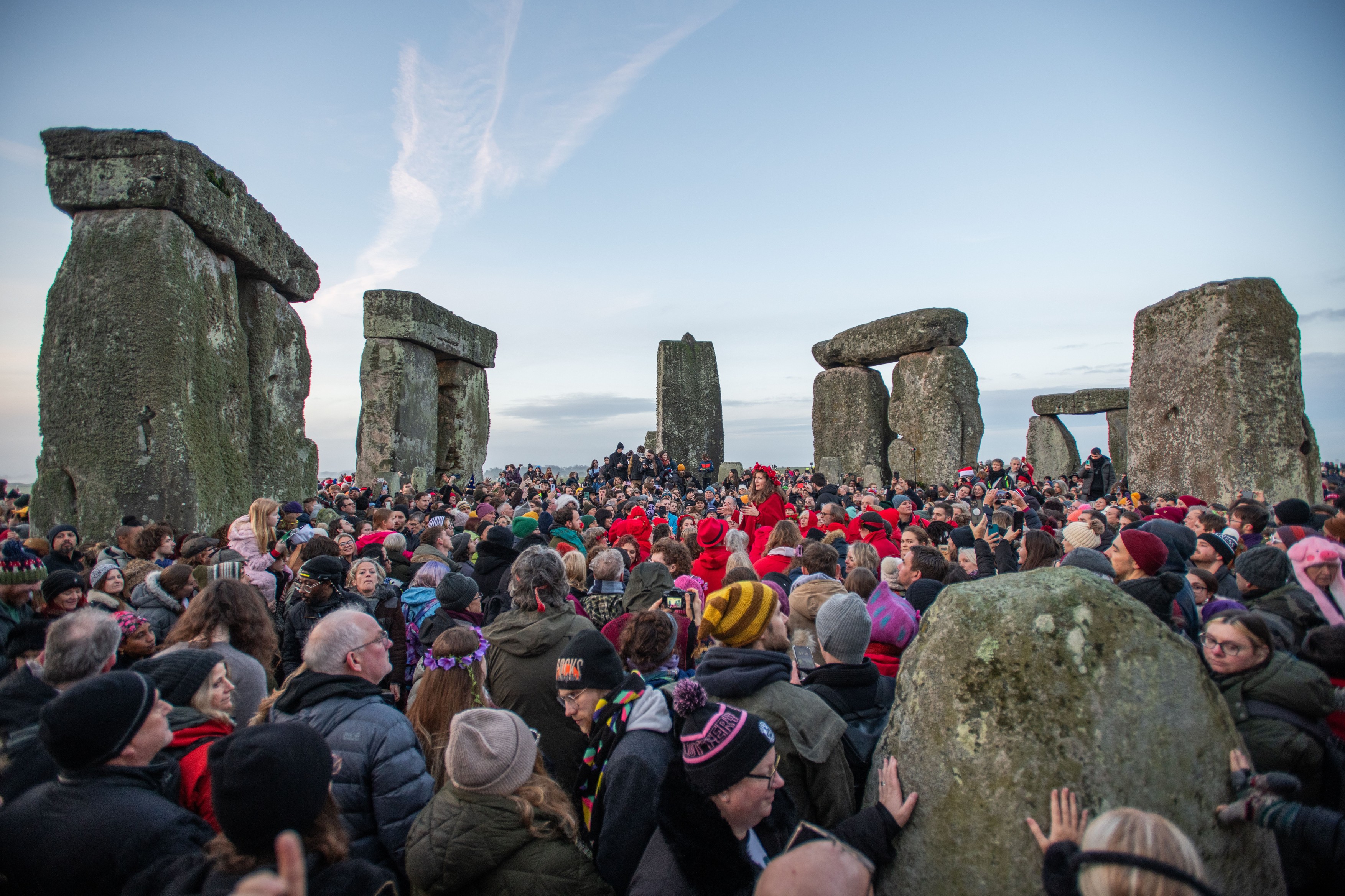 Crowds gather in the centre of Stonehenge for the winter solsticeWinter Solstice at Stonehenge, Salisbury Plain, Wiltshire, UK - 21 Dec 2025,Image: 1060817383, License: Rights-managed, Restrictions: , Model Release: no
