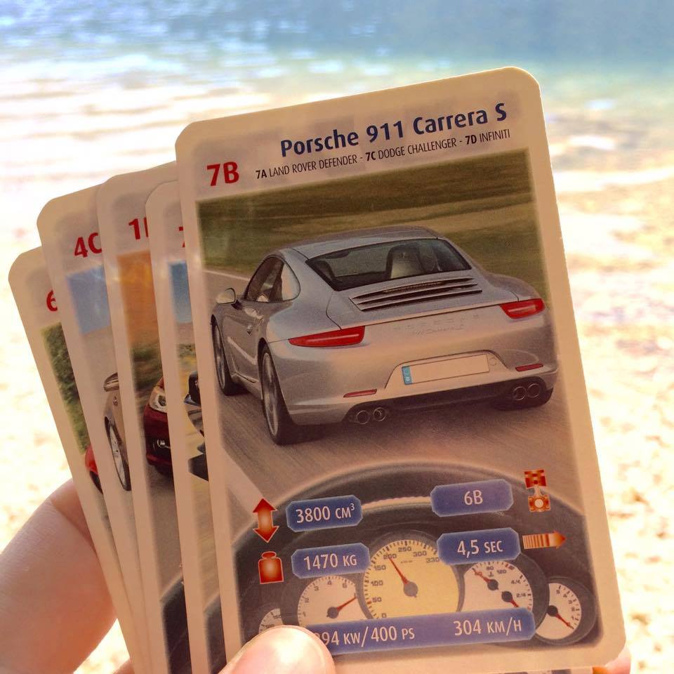 Karte z avtomobilčki za "vojno", "črnega Petra", menjavo