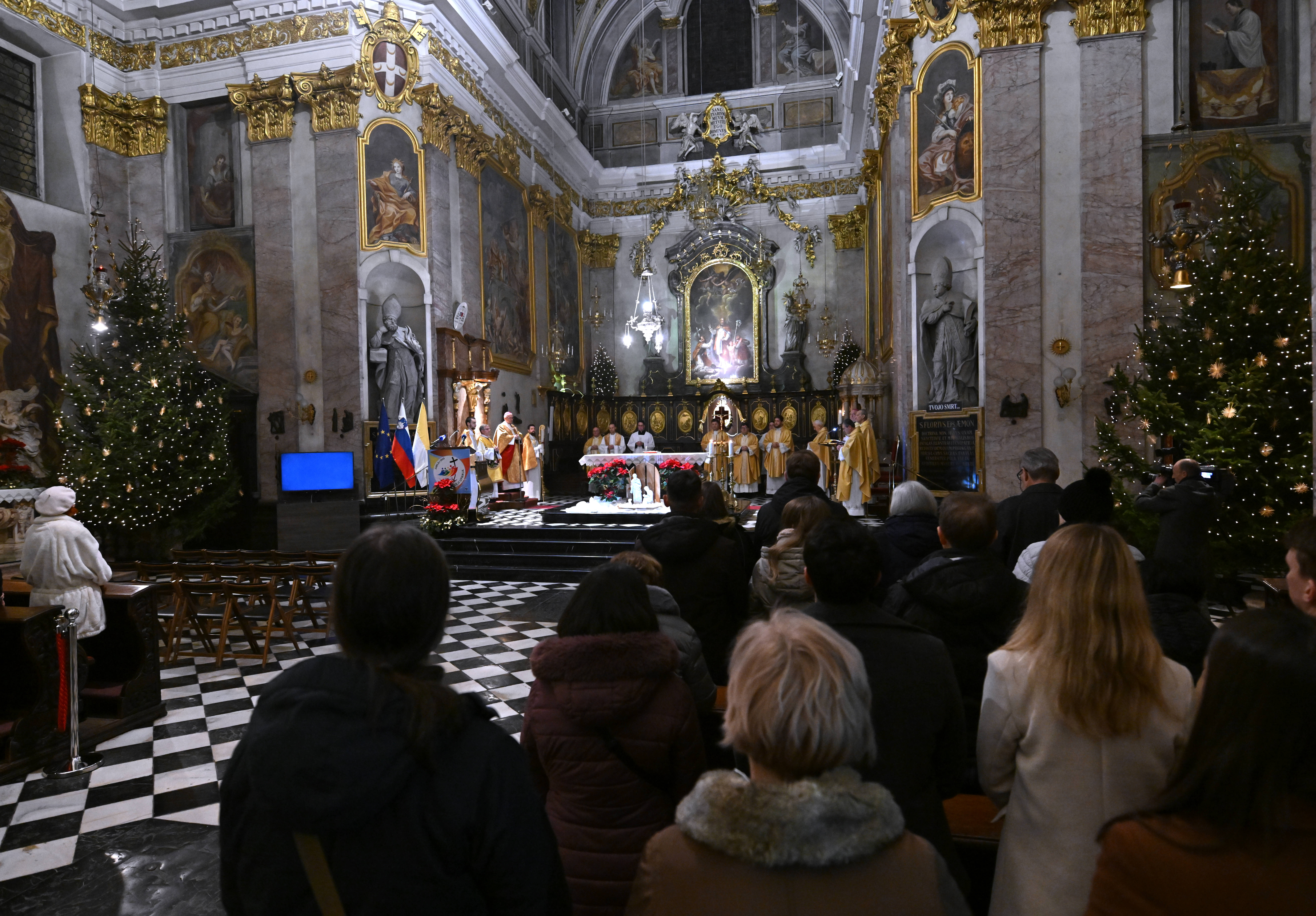 Polnočnica v ljubljanski nadškofiji