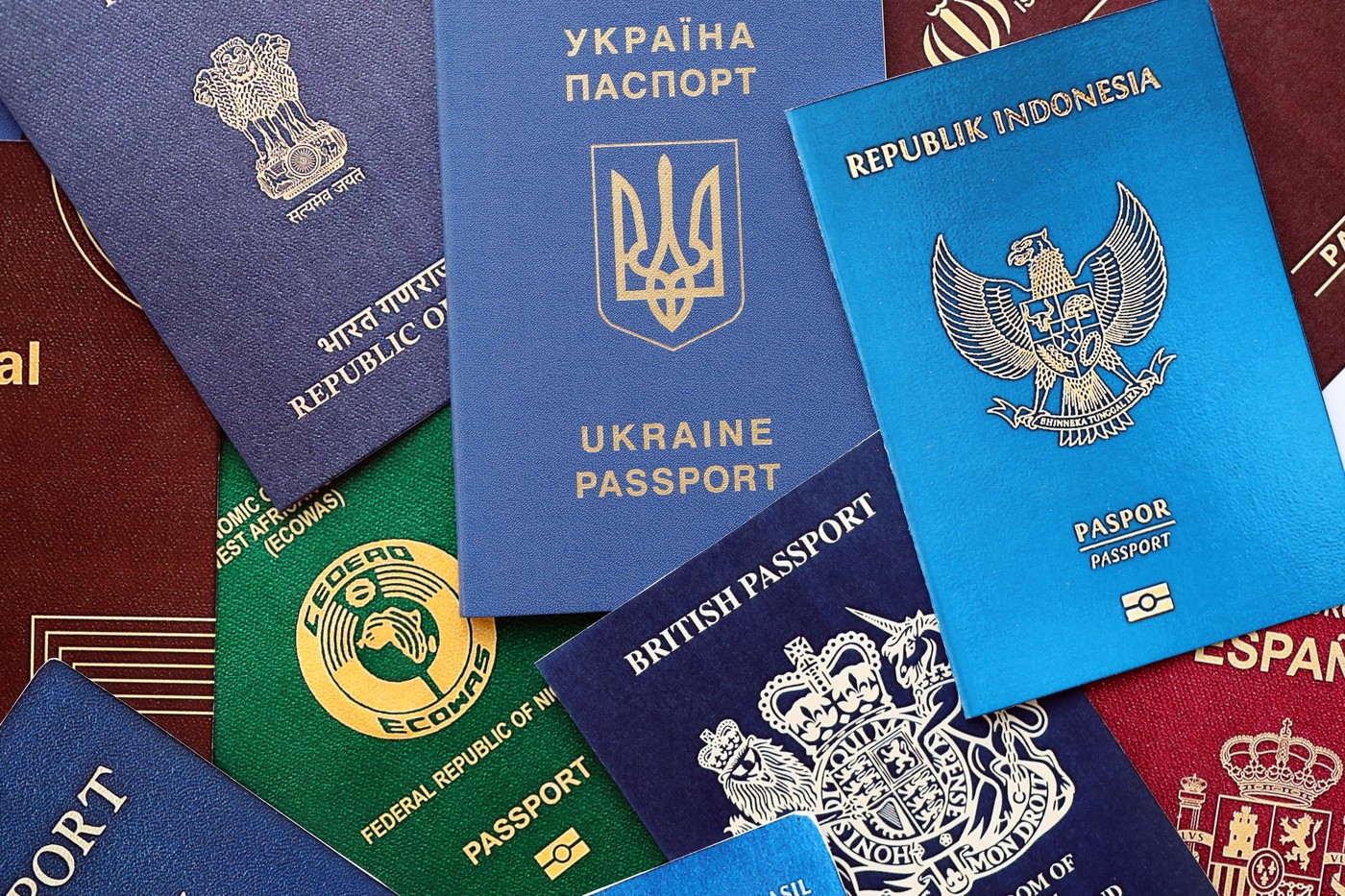 različni potni listi