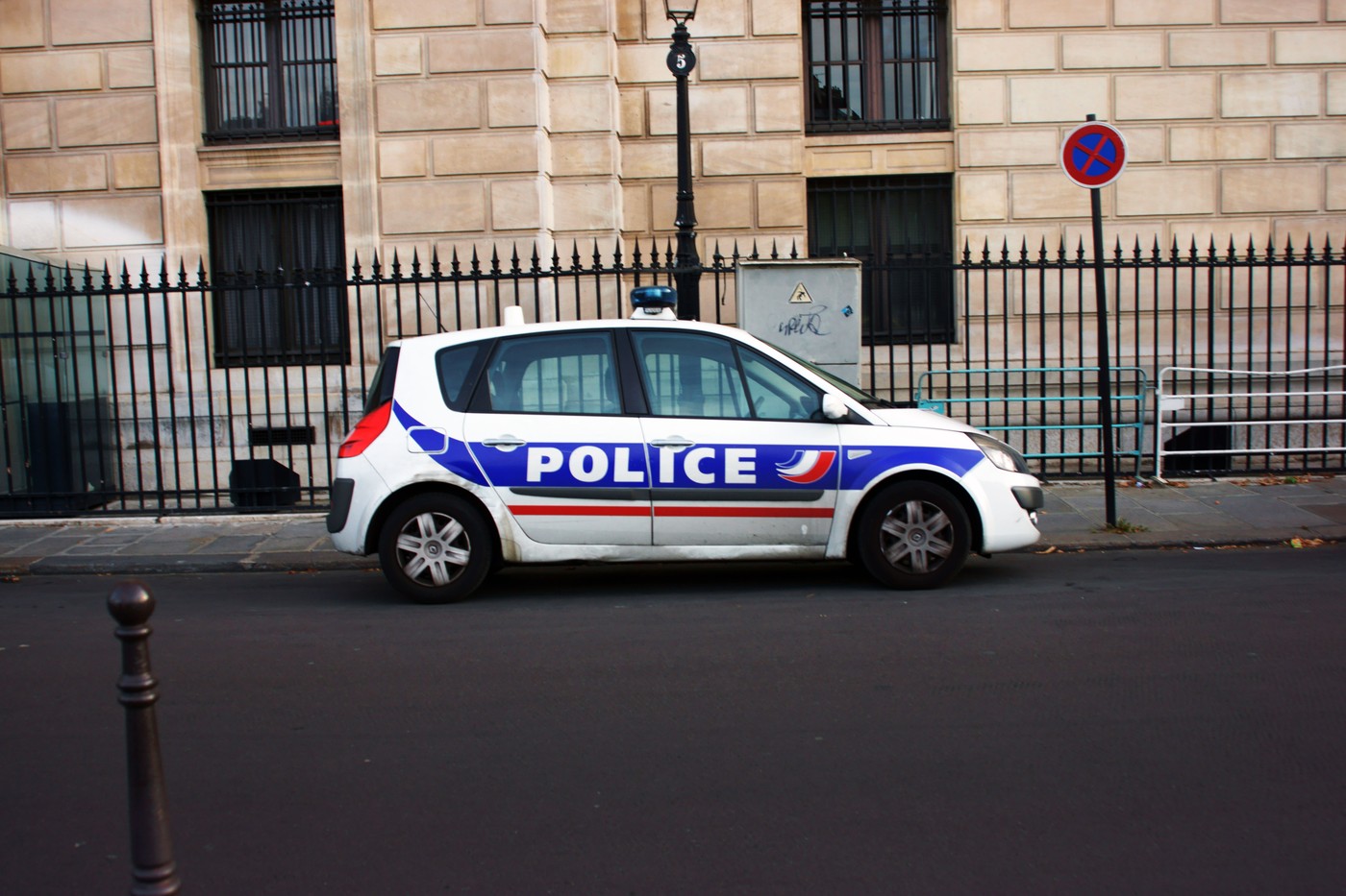 policija, francija, pariz