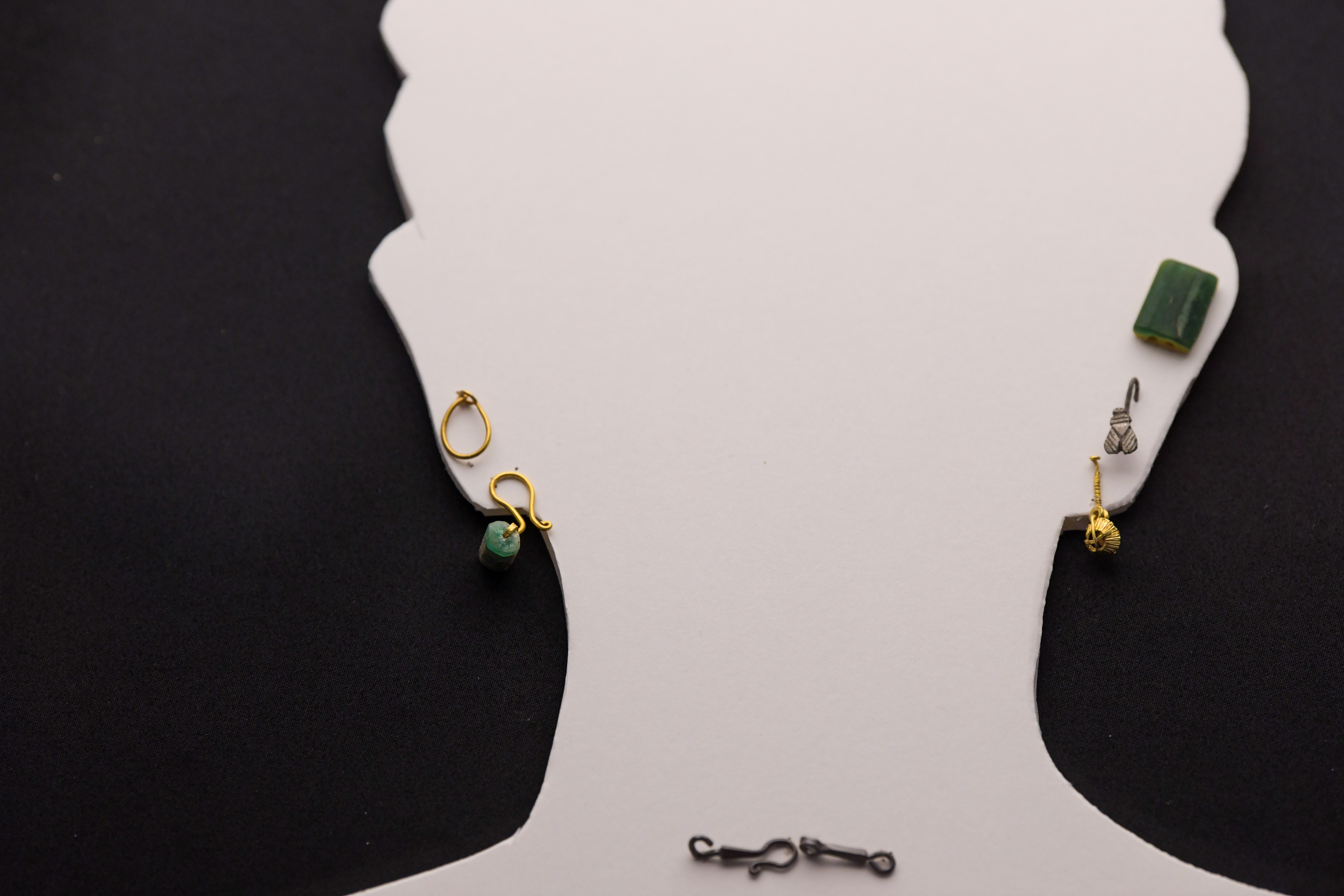 nakit, arheologija, Emona, Emonika, Ljubljana, nakit