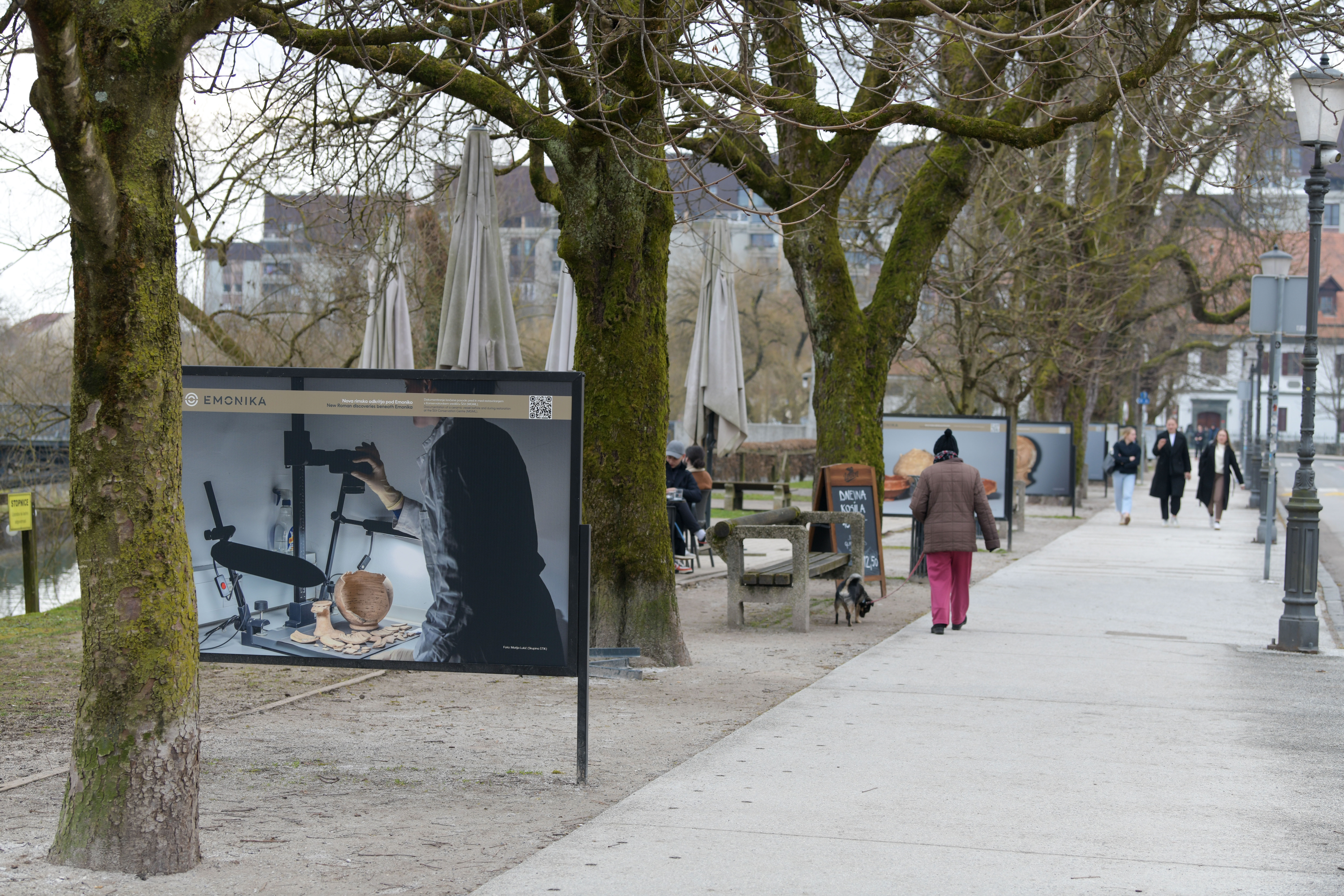 fotograska razstava, Krakovsko nabrežje, Ljubljana, arheologija, Emonika