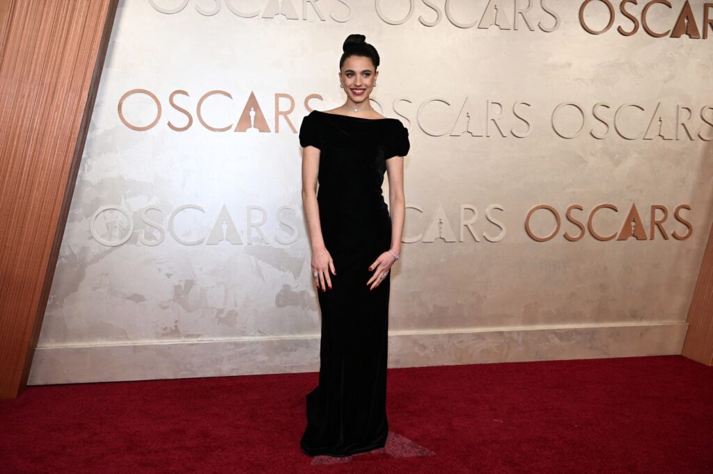 1740976997-Margaret-Qualley-1024x682.jpg