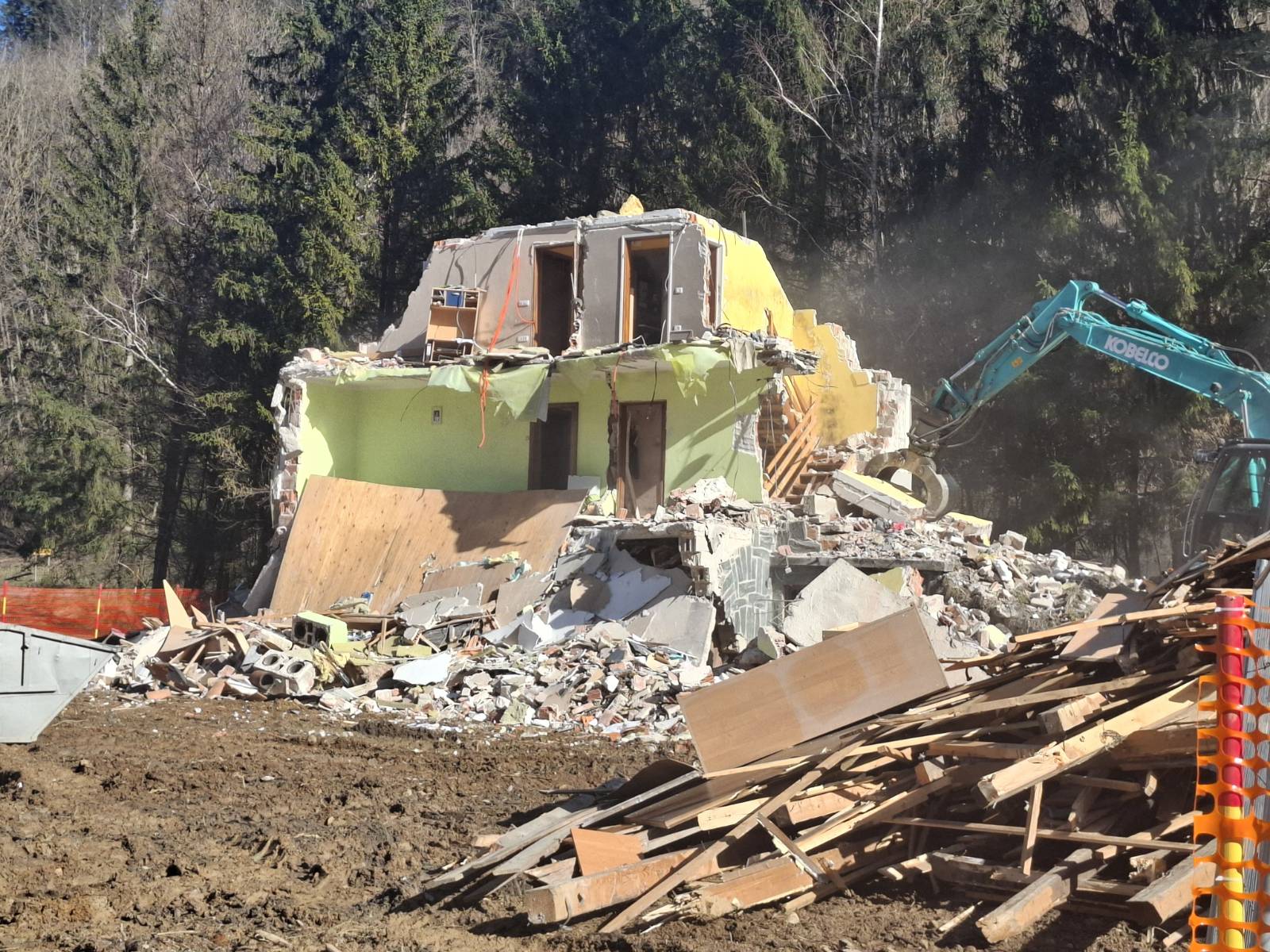 Rušenje hiše, Poljane, Prevalje, poplave