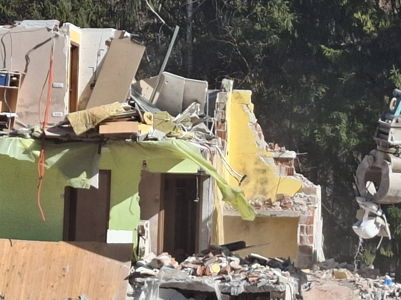 Rušenje hiše, Poljane, Prevalje, poplave