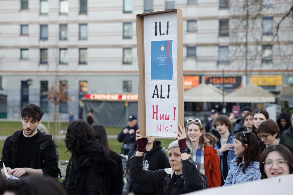 1741194384-protest-v-podporo-srbskim-studentom-3-1024x683.jpg