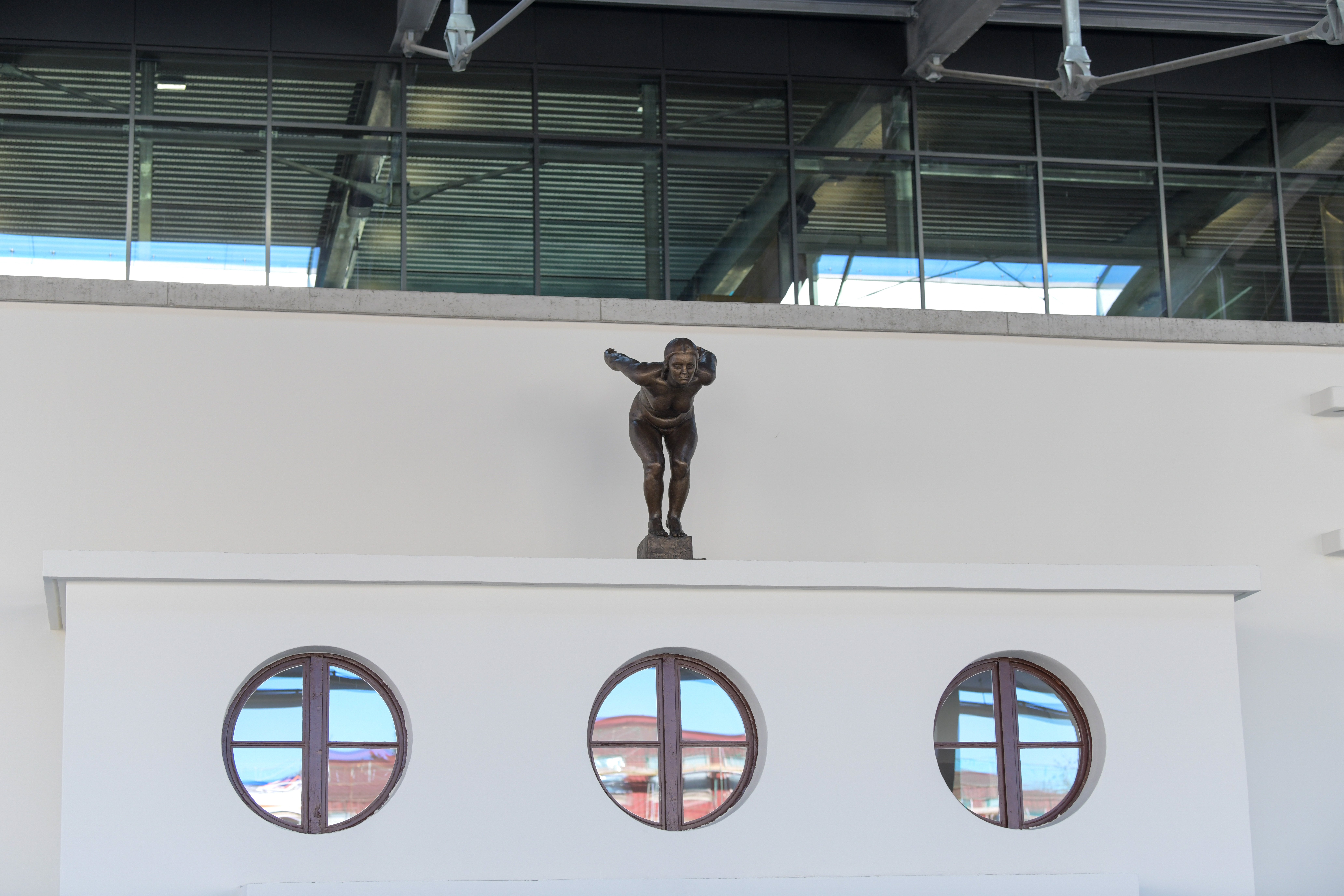 Plavalka, kip, Ilirija,