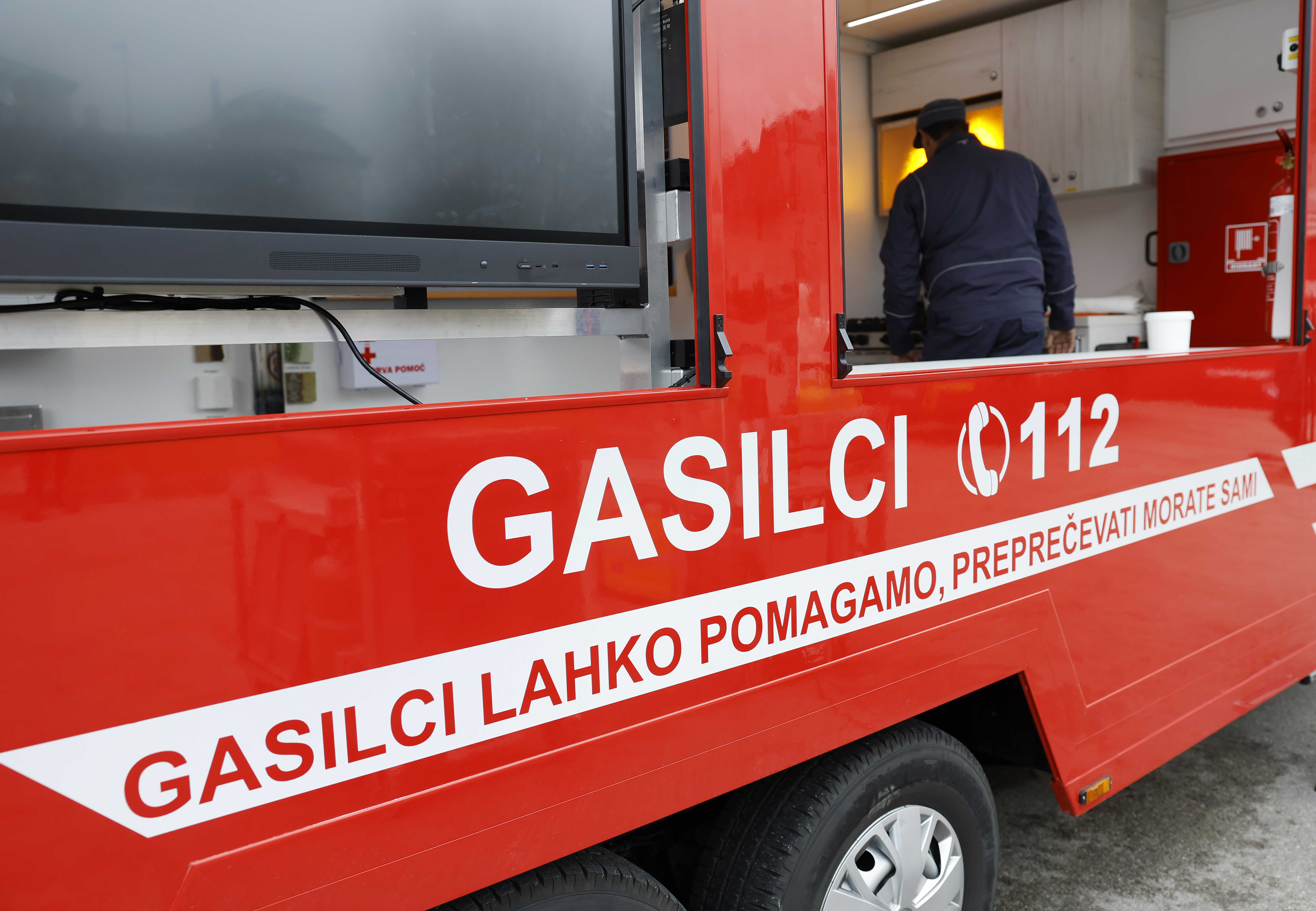 Gasilska zveza predstavila preventivno gasilsko vozilo