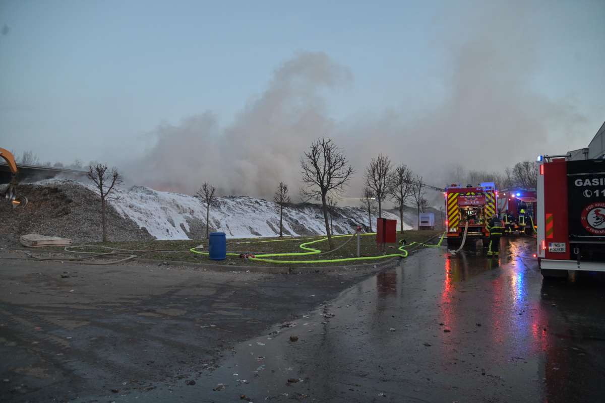požar na območju podjetja Cerop