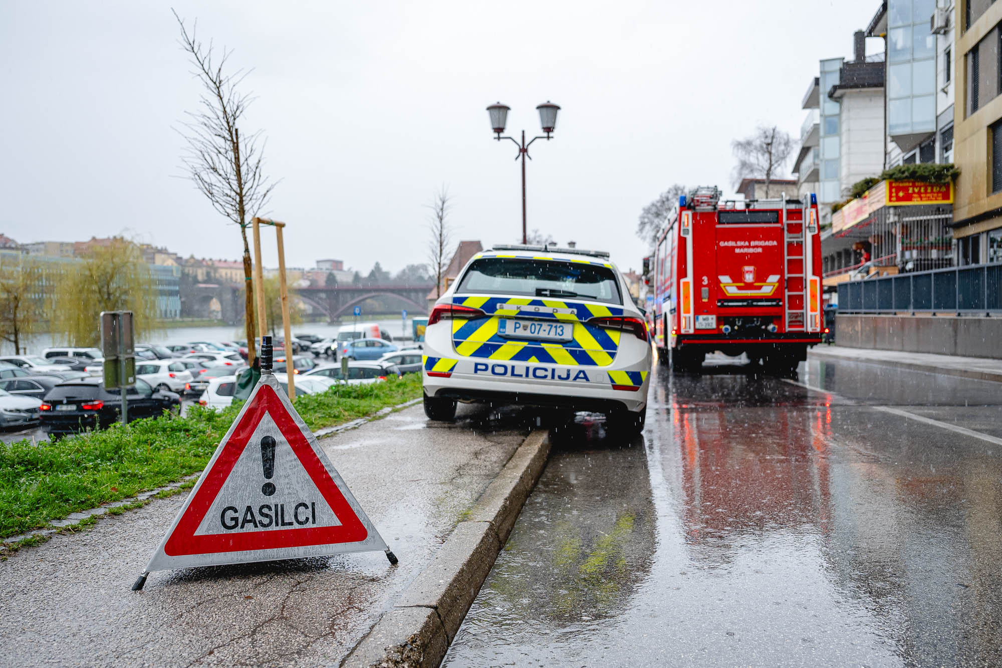 požar, lent, maribor, gasilci