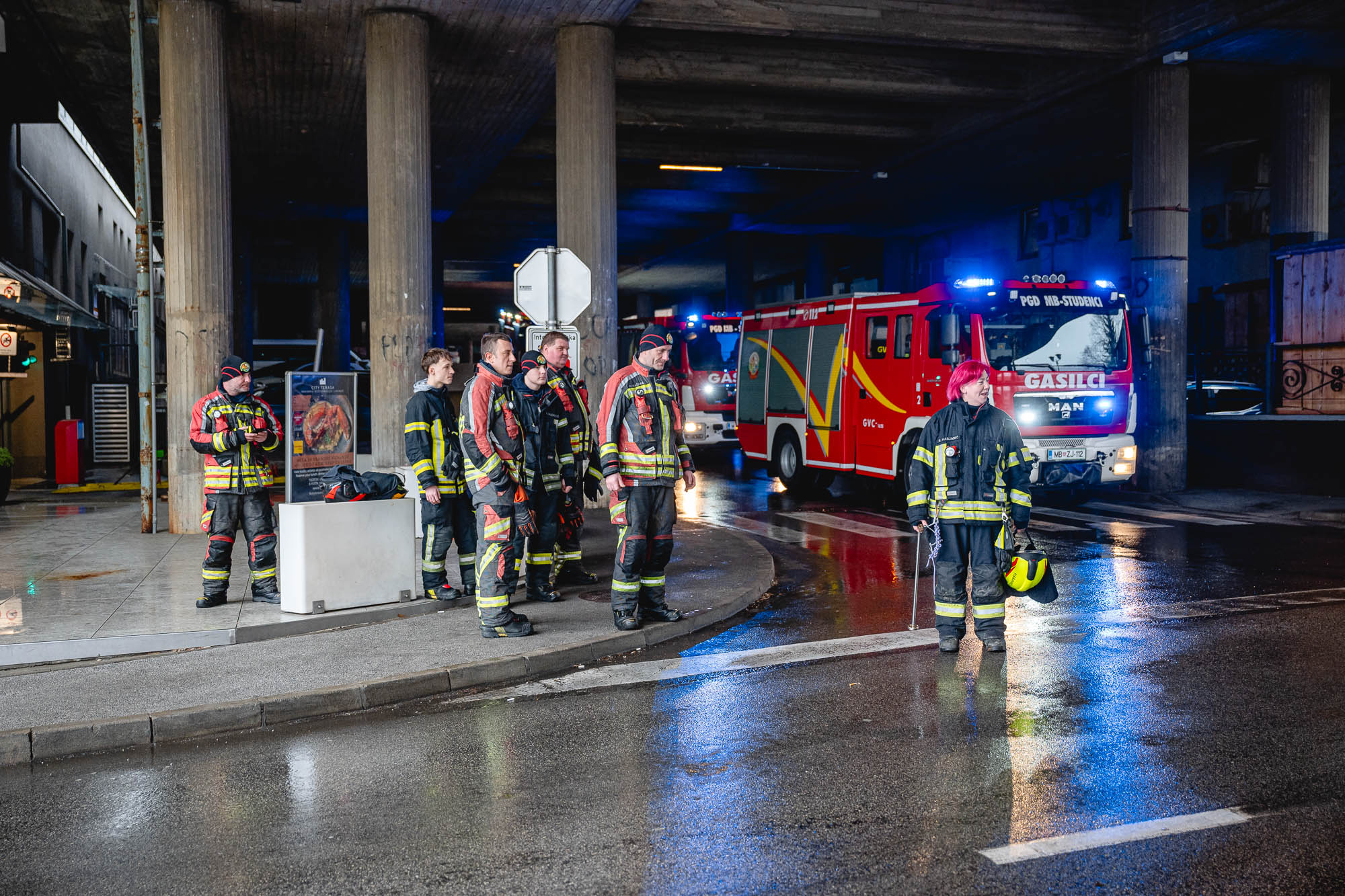 požar, lent, maribor, gasilci