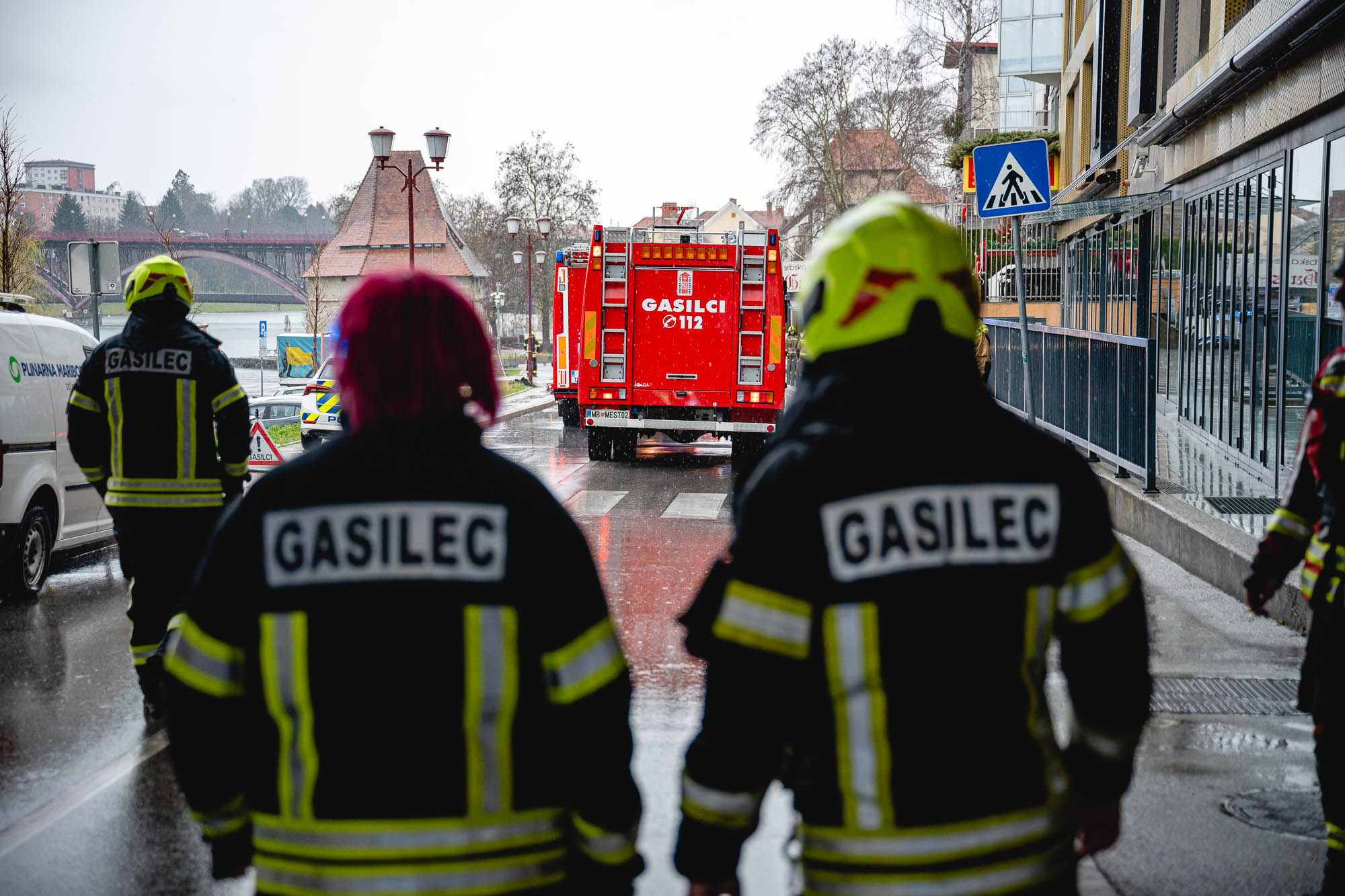 požar, lent, maribor, gasilci
