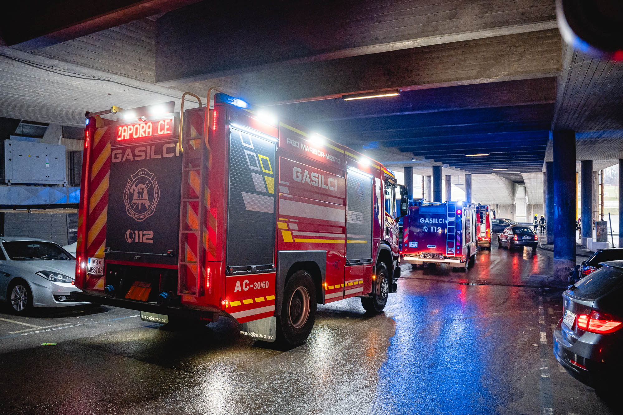 požar, lent, maribor, gasilci