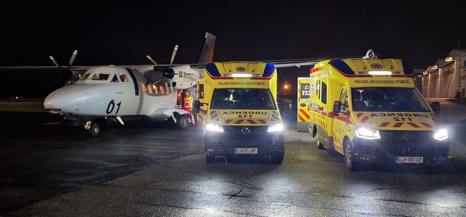 poškodovana Makedonca so pripeljali v Slovenijo