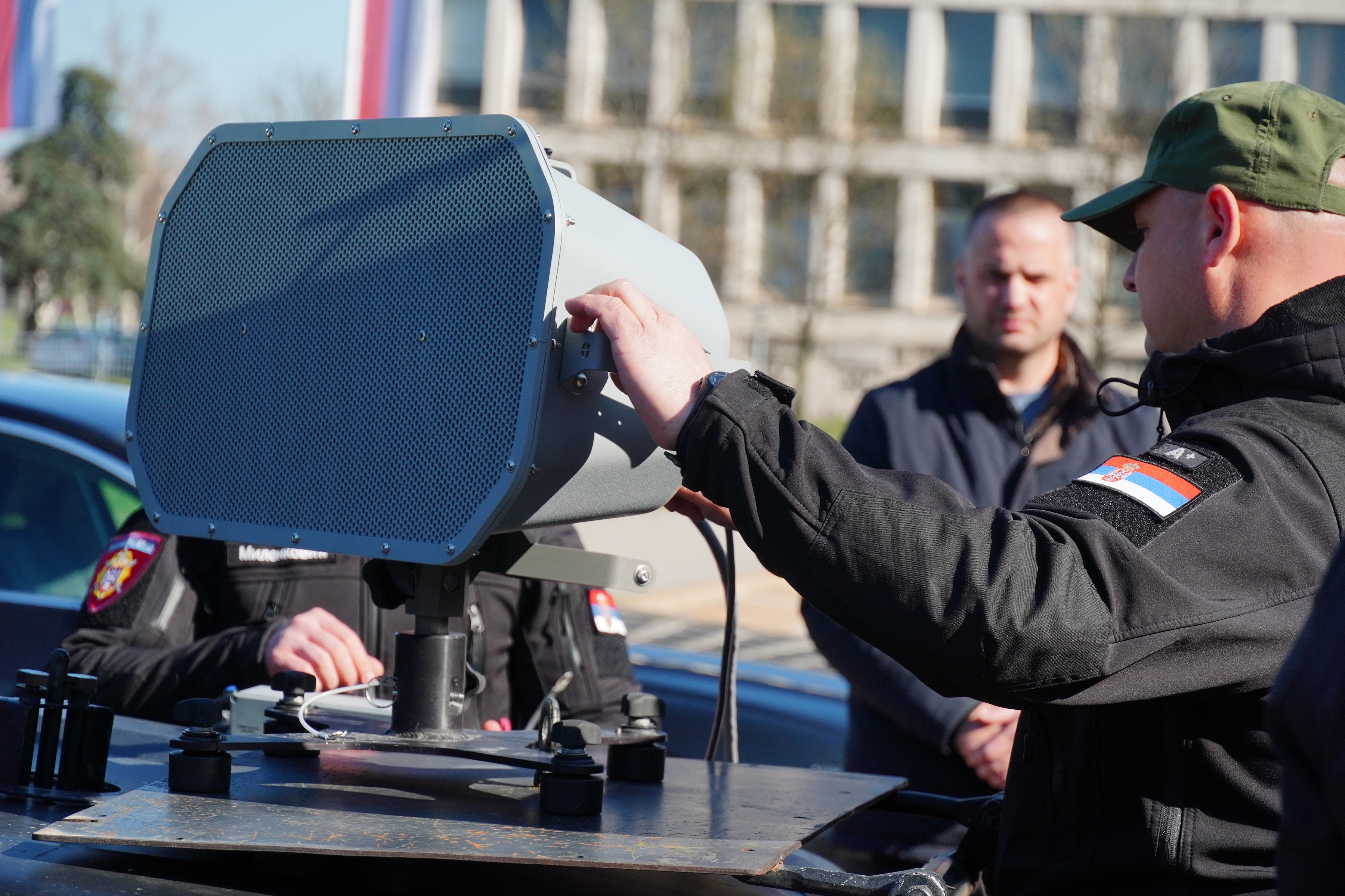 zvočni top, Srbija, LRAD 450XL,