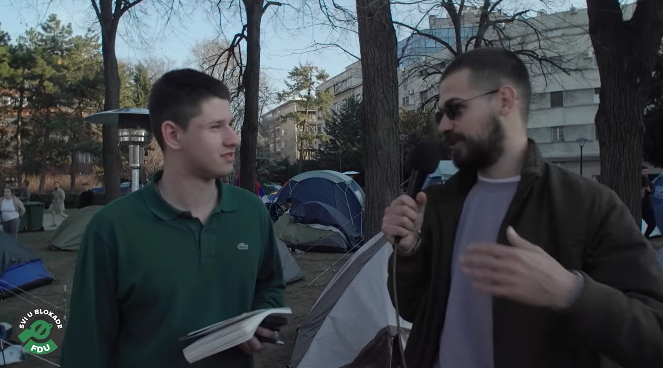 izsek iz filma Kameleon