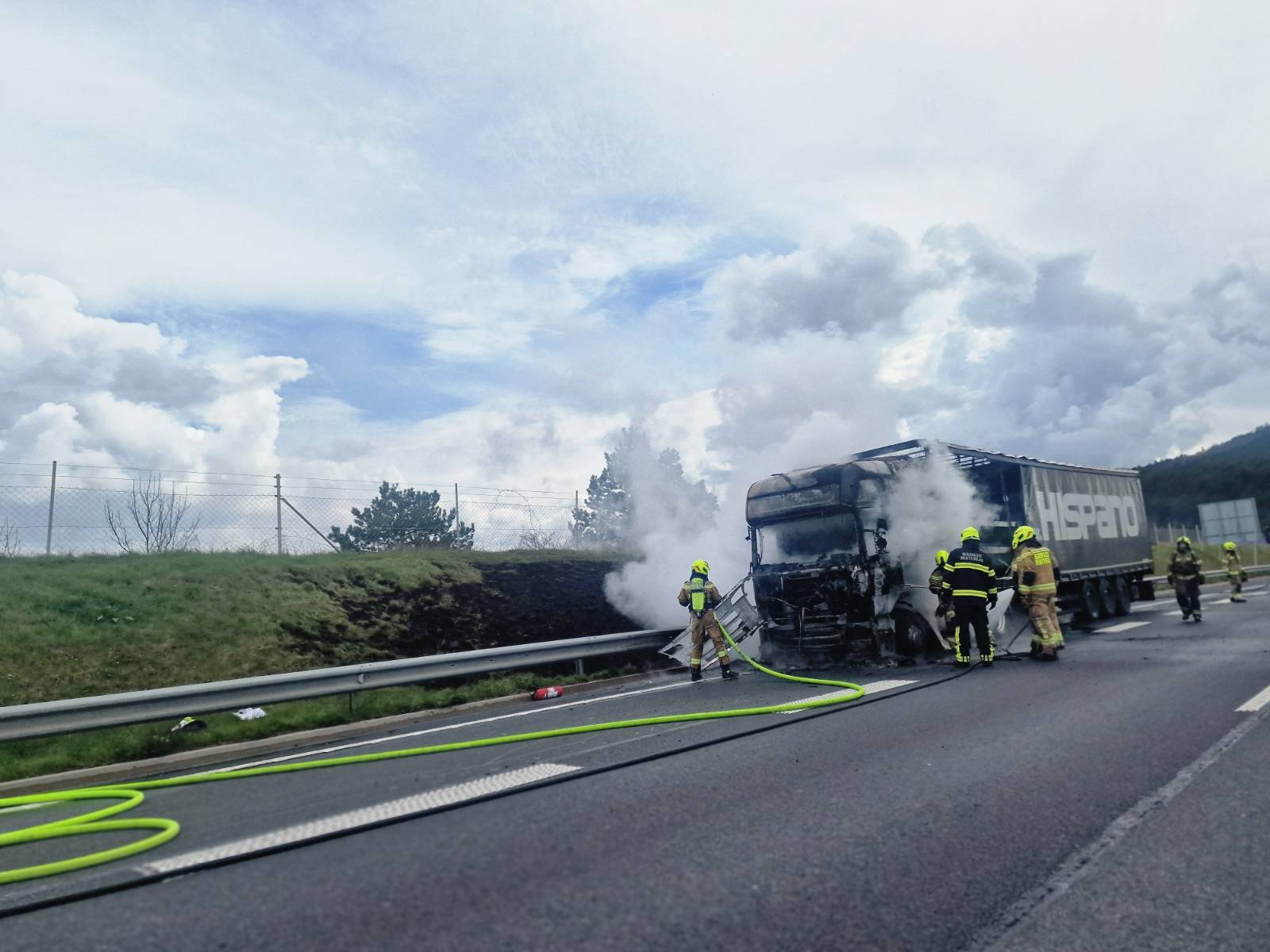 primorka, goreč tovornjak