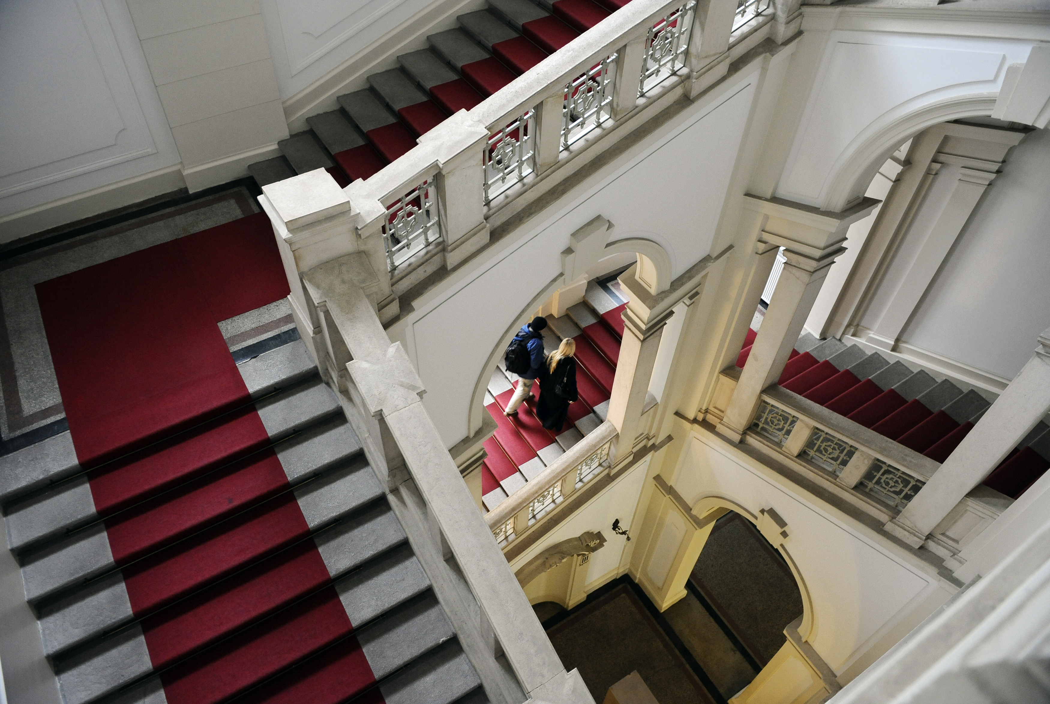 LJUBLJANSKA UNIVERZA STOPNISCE