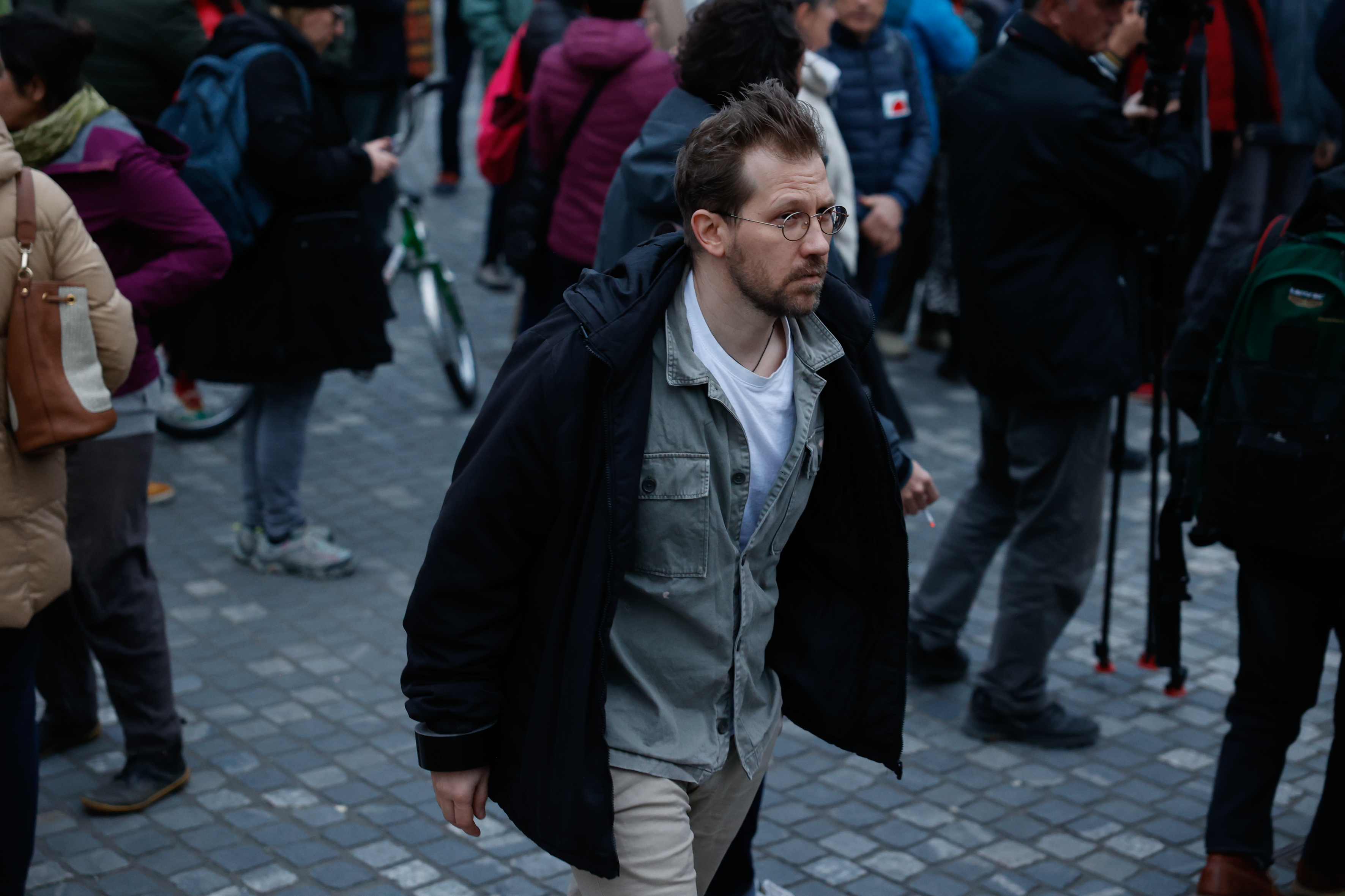 shod proti oboroževanju in za mir, mirovni inštitut, glas ljudstva, protest, shod, prešernov trg, ljubljana, jaša jenull