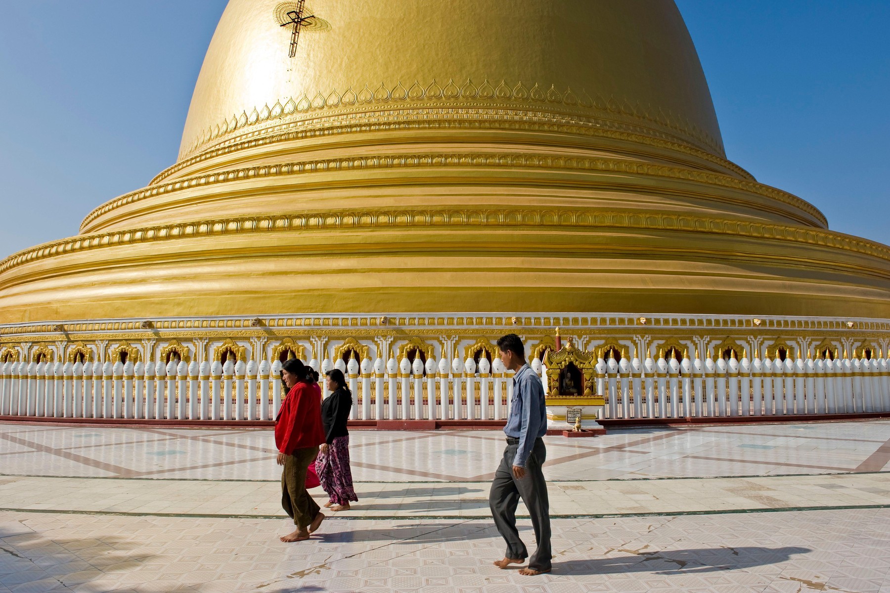 Myanmar, Mandalay, Sagaing hill paya