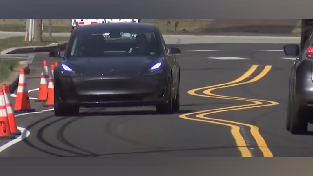 cestne označbe, prometni pasovi, cesta, hitrost, omejevanje hitrosti, varnost na cestah