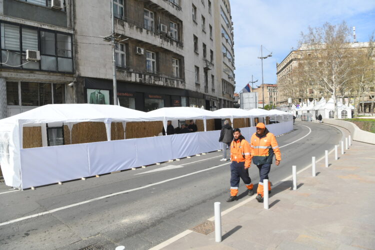 vučić, shod, beograd, šotori